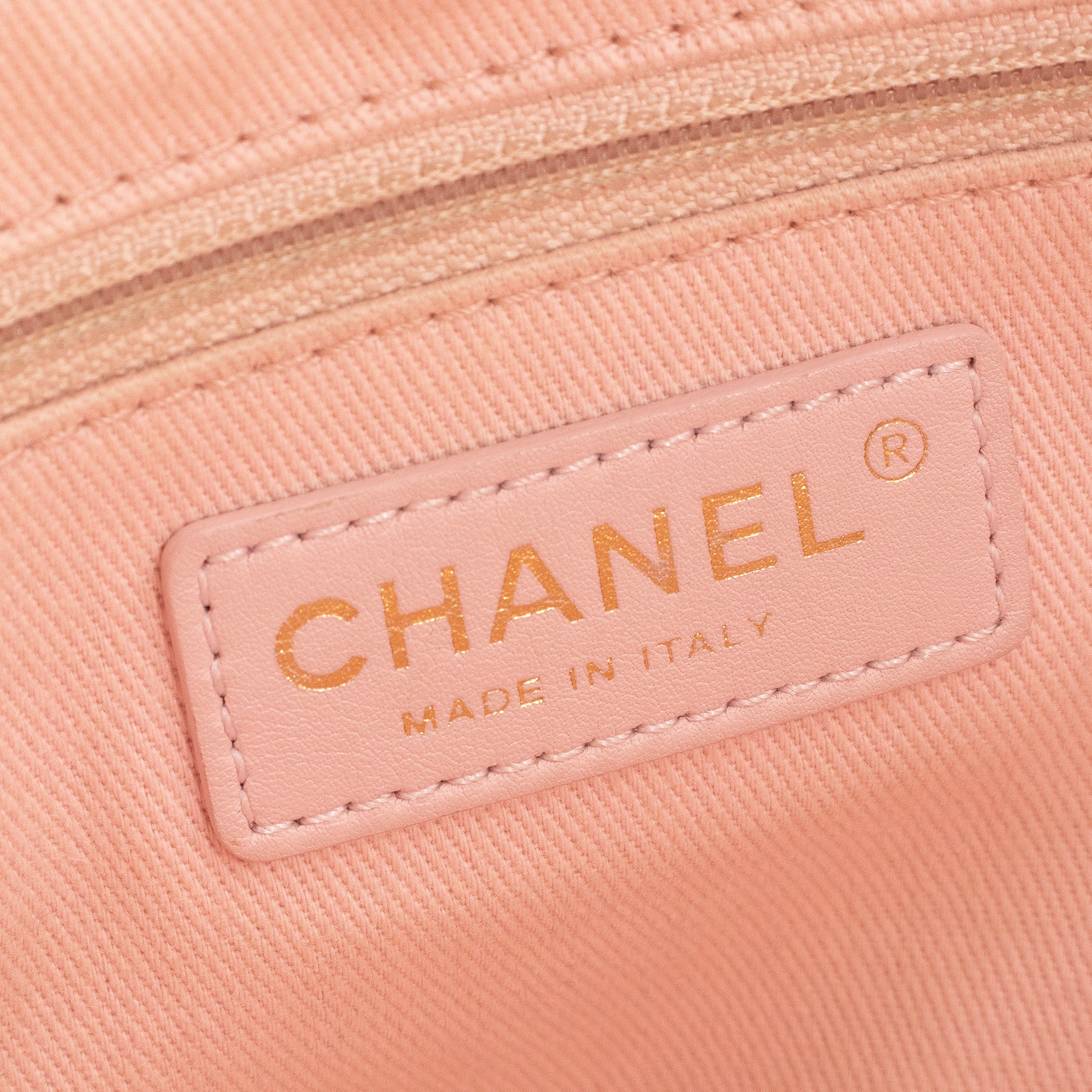 CHANEL - Sac cabas Deauville Chanel en tweed rose