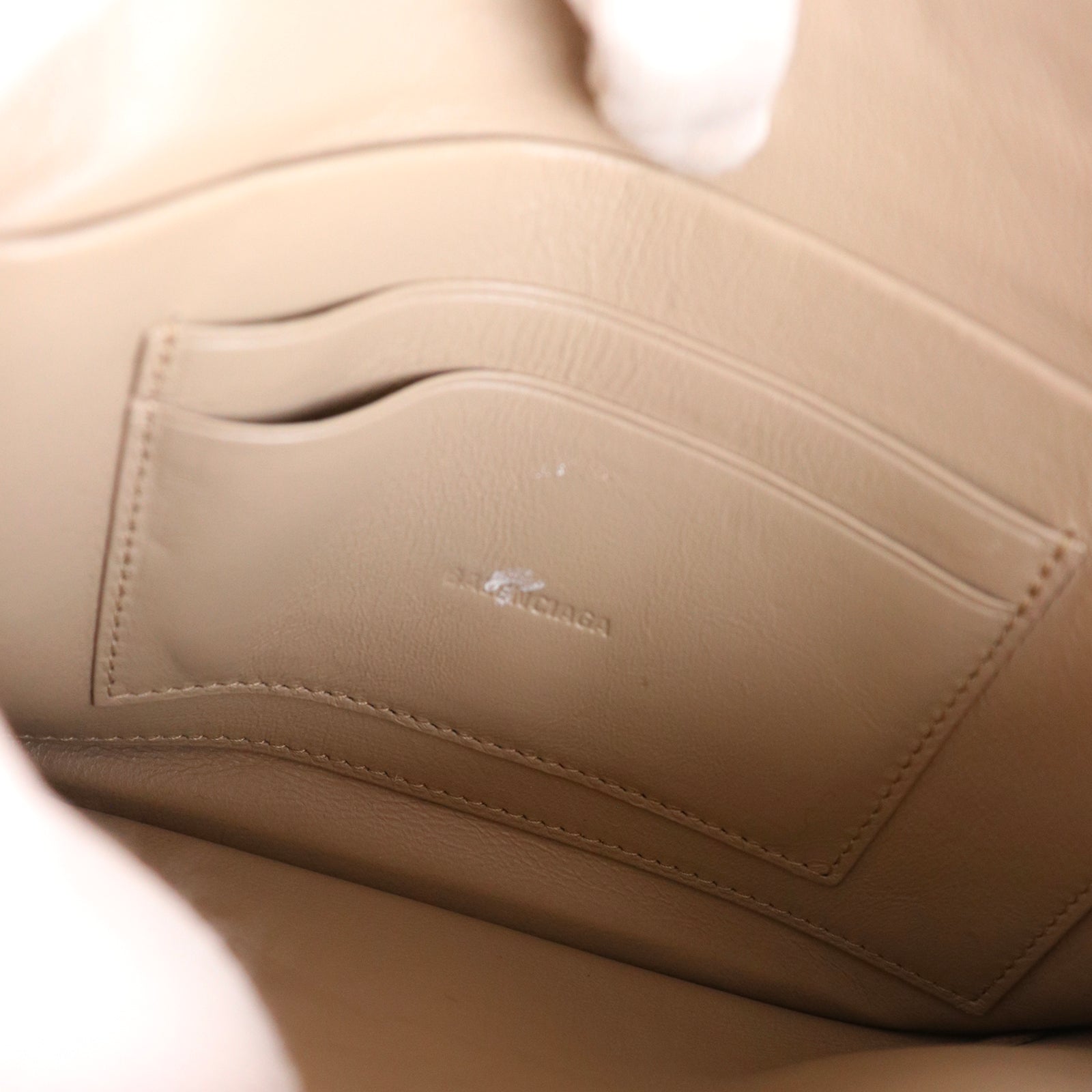 BALENCIAGA - Sac à bandoulière plat Neo Classic