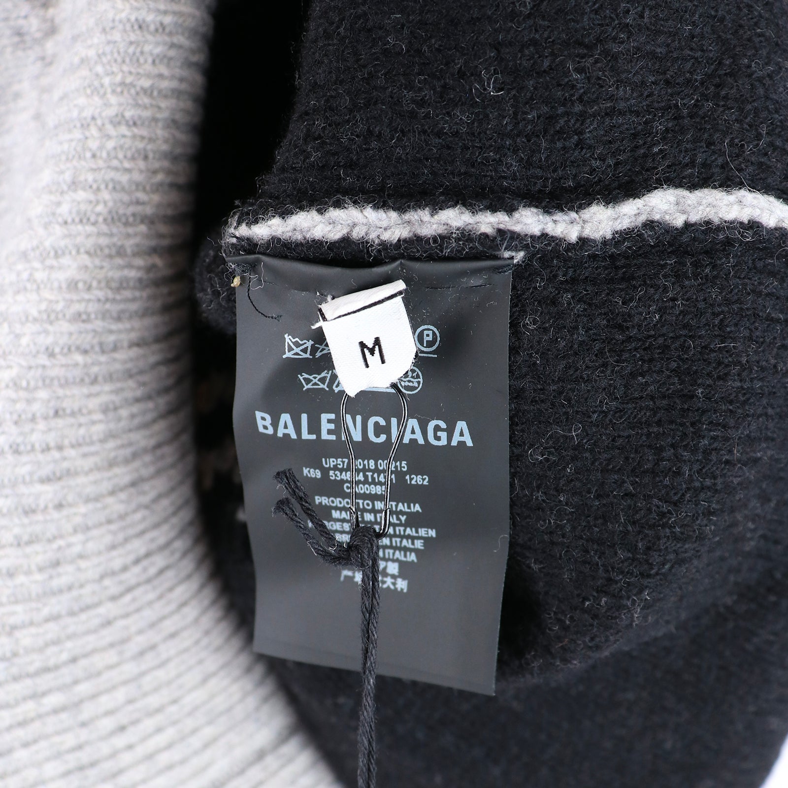 BALENCIAGA - Wool sweater with logos and zip collar (M)