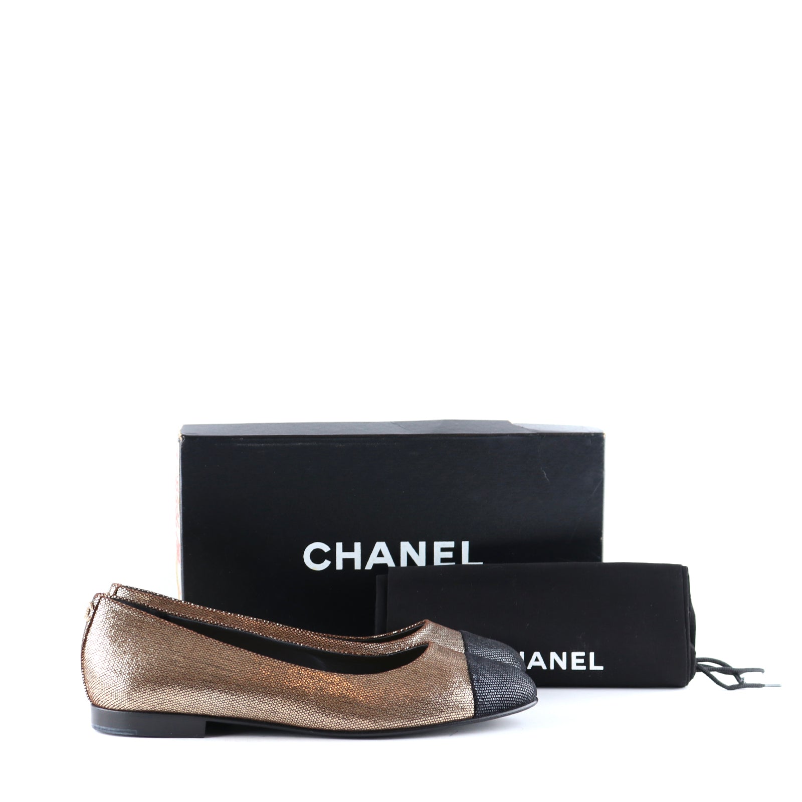 CHANEL - Ballerines en cuir doré (T39,5)