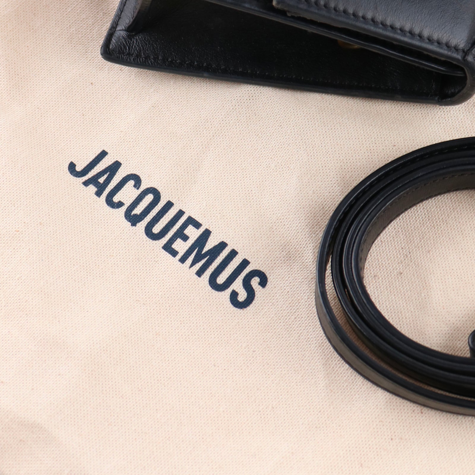 JACQUEMUS - Sac à bandoulière Le Grand Bambino