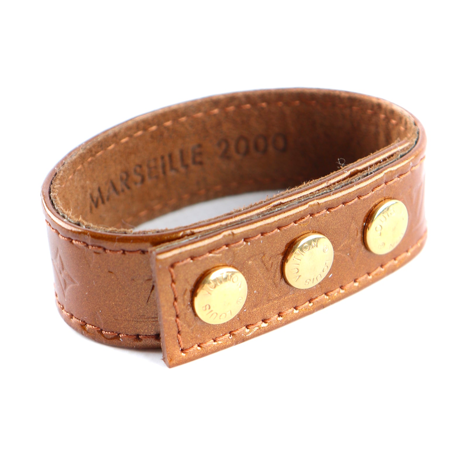 LOUIS VUITTON - Bracelet en cuir verni empreinte
