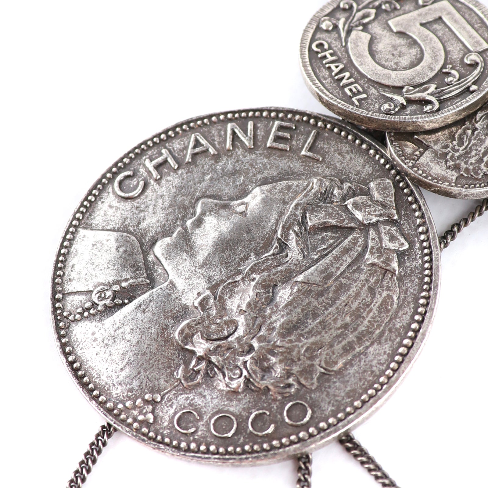 CHANEL - Sautoir Pièces de monnaie collector