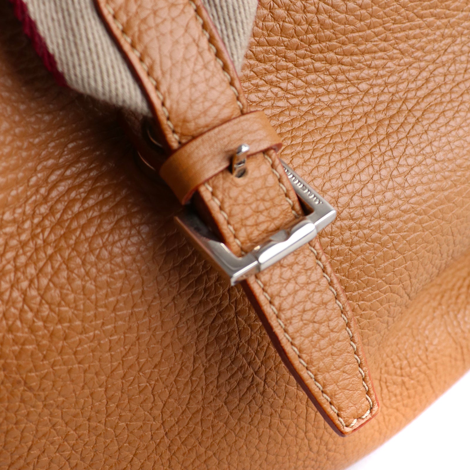 BURBERRY - Sac à main en cuir grainé vintage