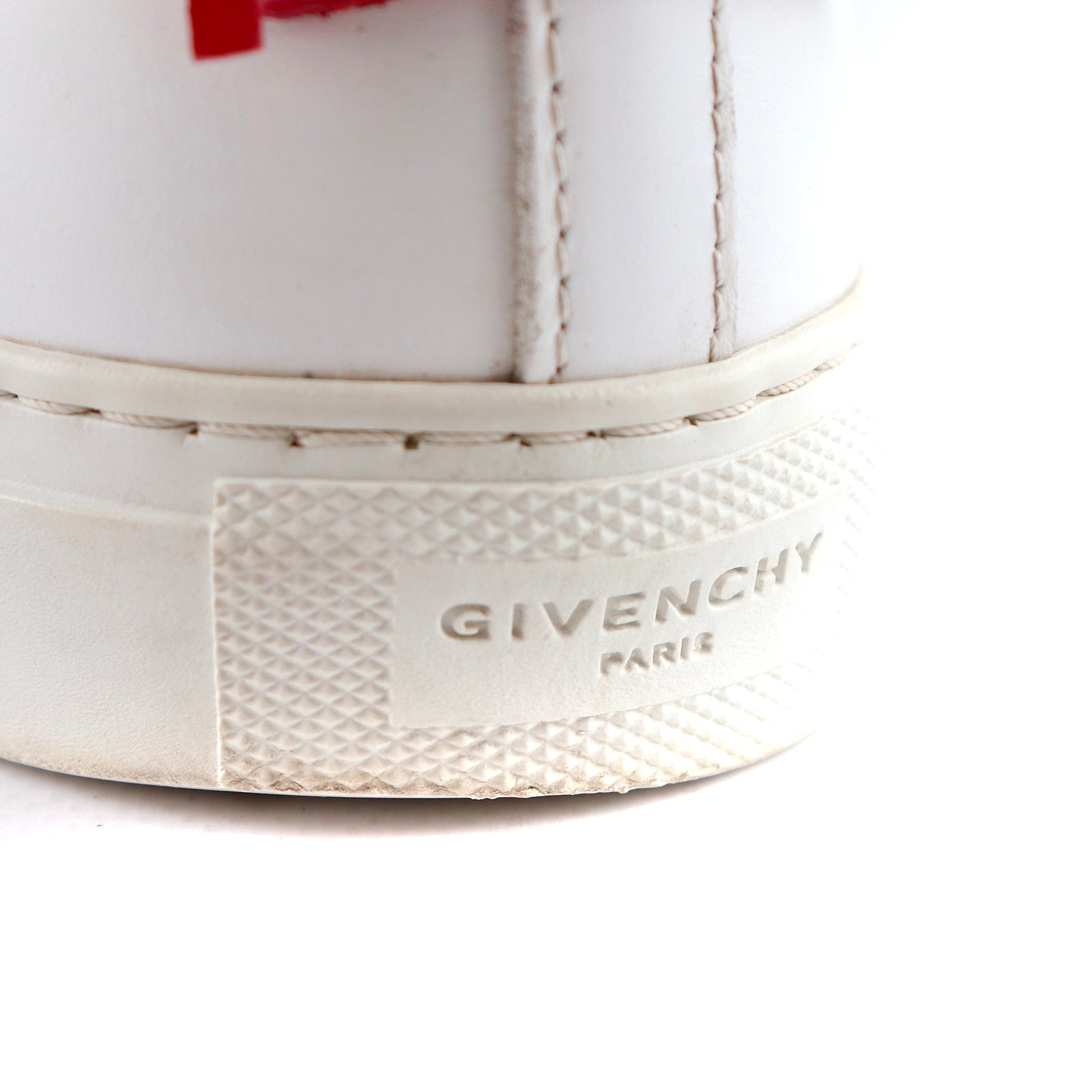 GIVENCHY - Sneakers Urban Street en cuir blanc et rouge (T36)