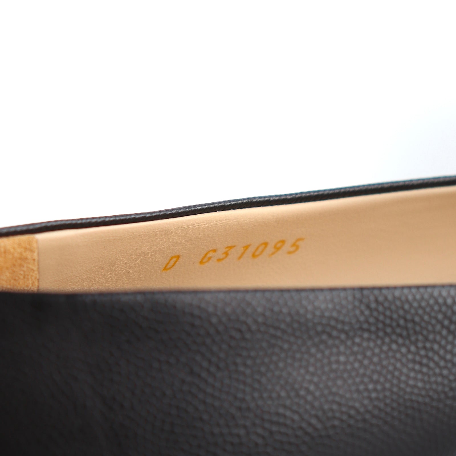 CHANEL - Grained leather ballerinas (T38.5)