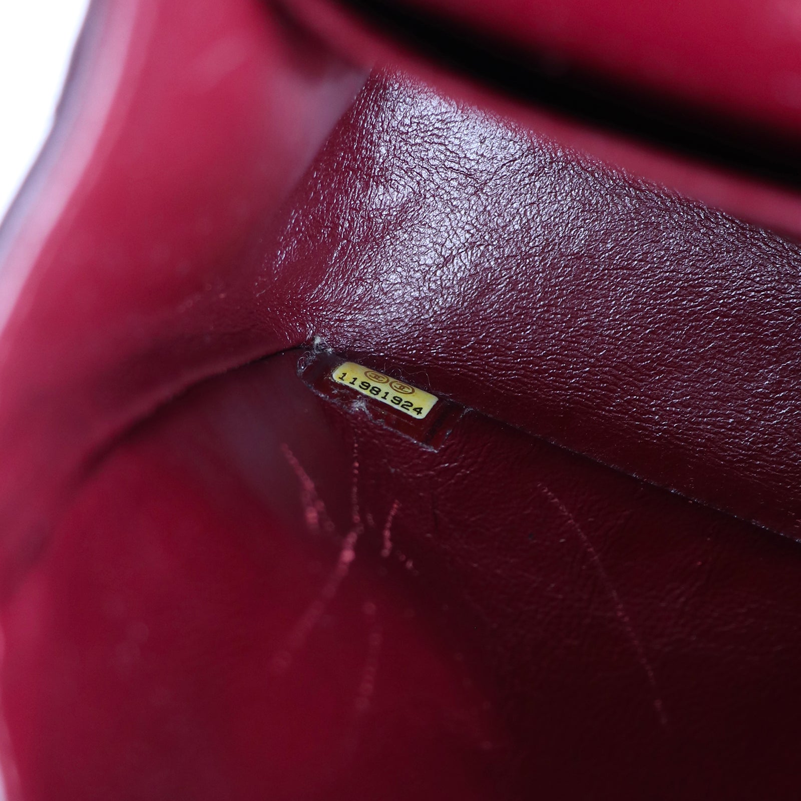 CHANEL - Sac à main Timeless 26 double flap en cuir matelassé noir vintage