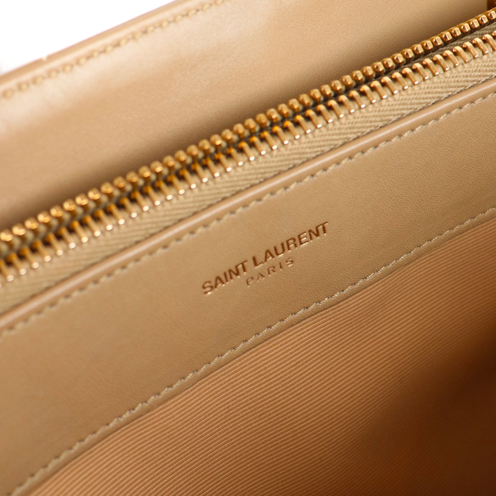 SAINT LAURENT - Sac cabas Shopping Monogramme en cuir lisse beige