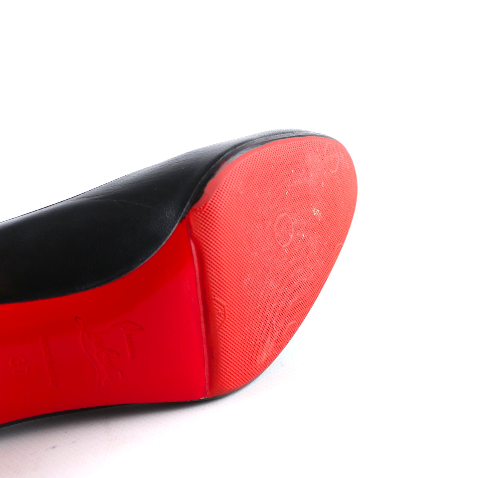 LOUBOUTIN - Escarpins Plum en cuir noir (T37)