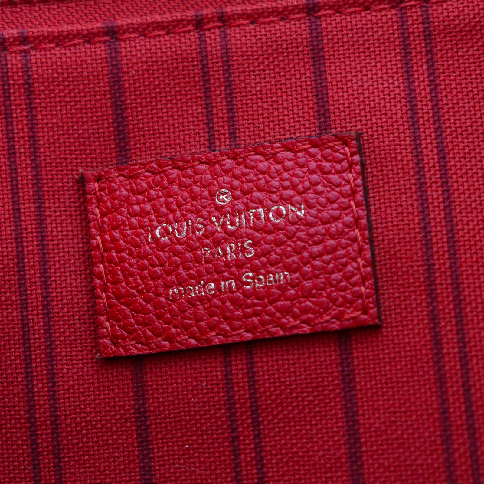 LOUIS VUITTON - Sac cabas Citadine en cuir grainé rouge embossé