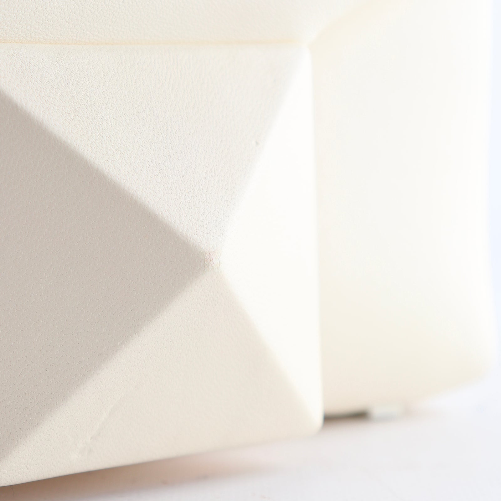 VALENTINO - Sac à bandoulière One Stud Mini en cuir blanc