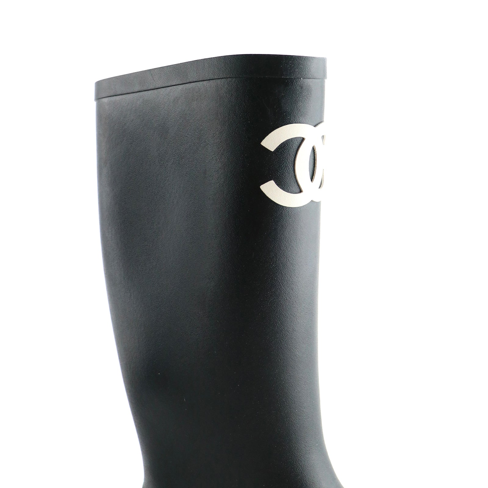 CHANEL - Rubber rain boots (T39)