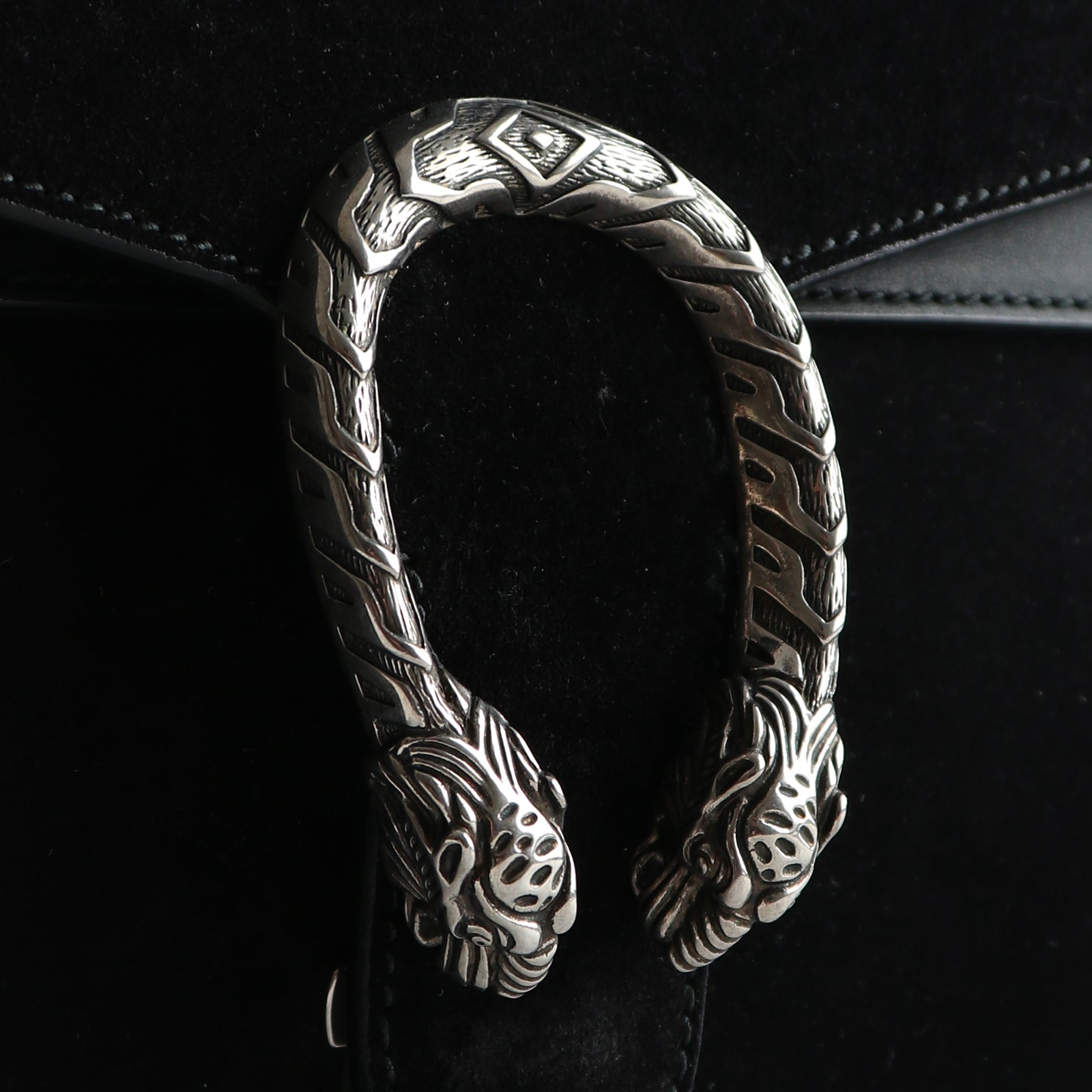 GUCCI - Sac Dionysus Suprême GG Maxi en cuir et daim noir