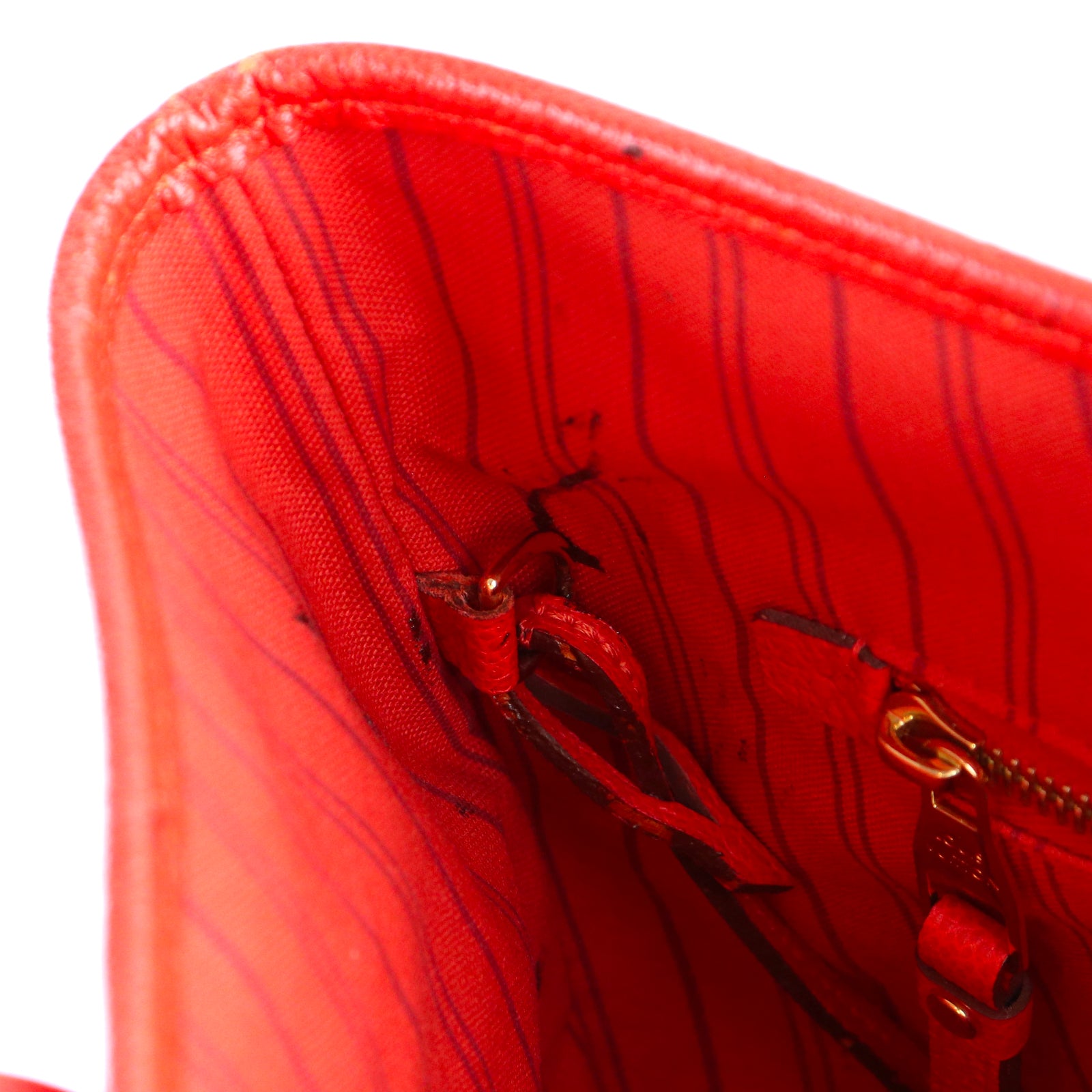 LOUIS VUITTON - Sac cabas Citadine en cuir grainé rouge embossé