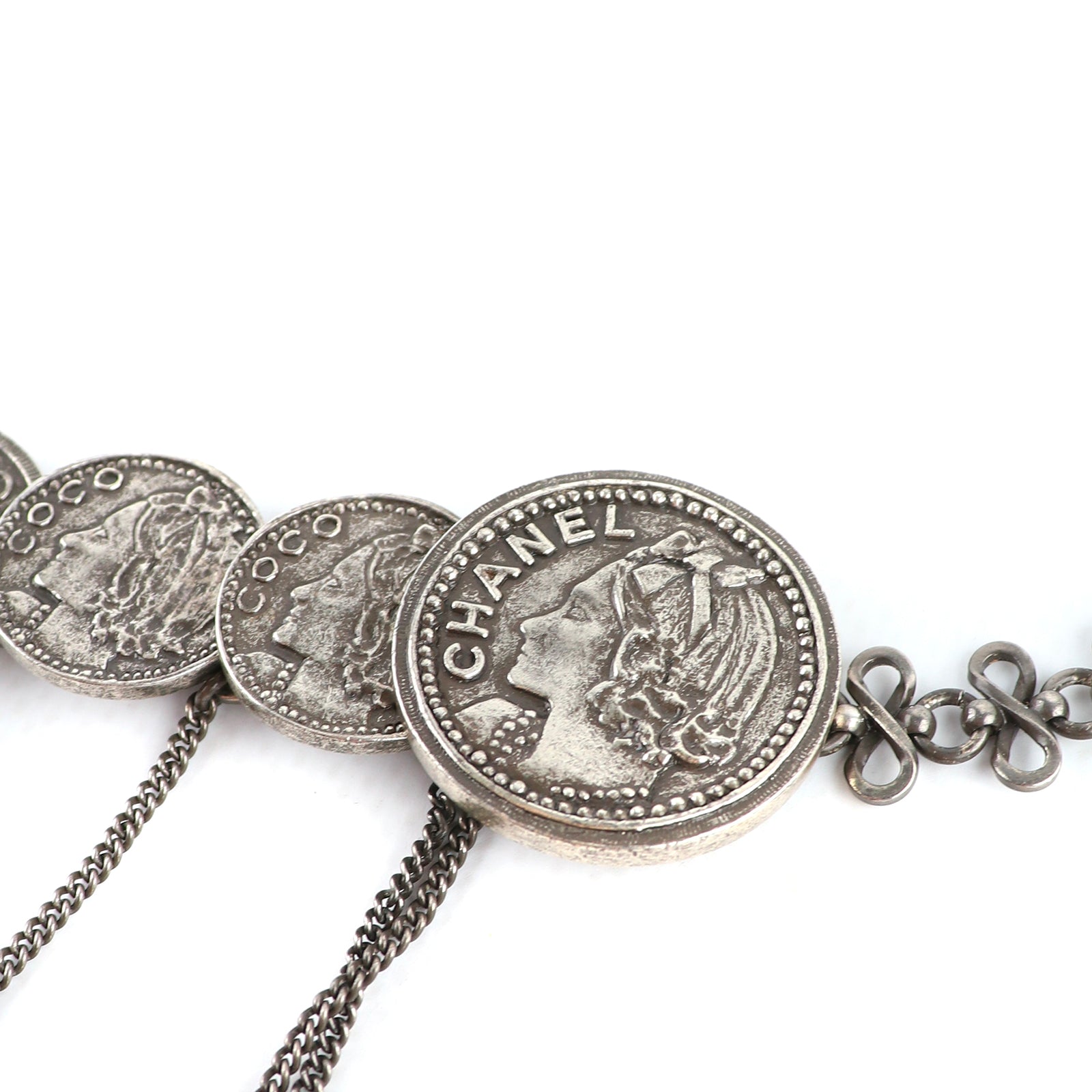 CHANEL - Sautoir Pièces de monnaie collector