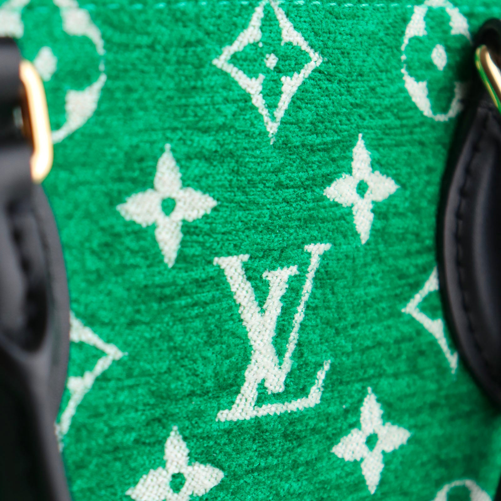 LOUIS VUITTON - Sac cabas OnTheGo en jacquard vert PM