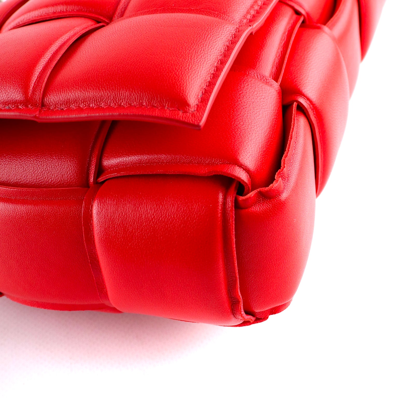 BOTTEGA VENETA - Sac à bandoulière Chain Cassette en cuir rouge