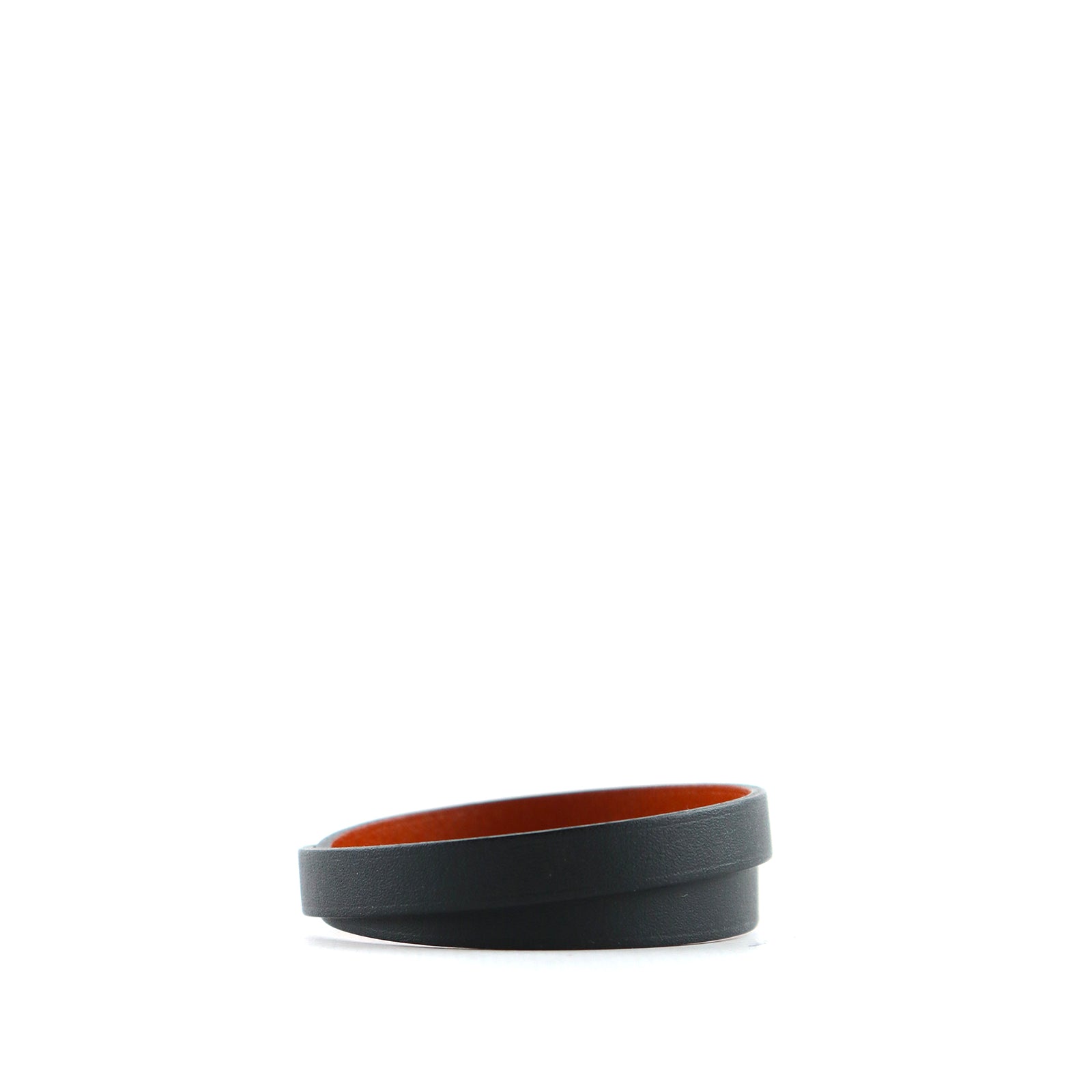 HERMÈS - Bracelet Behapi Double Tour en cuir noir et gold