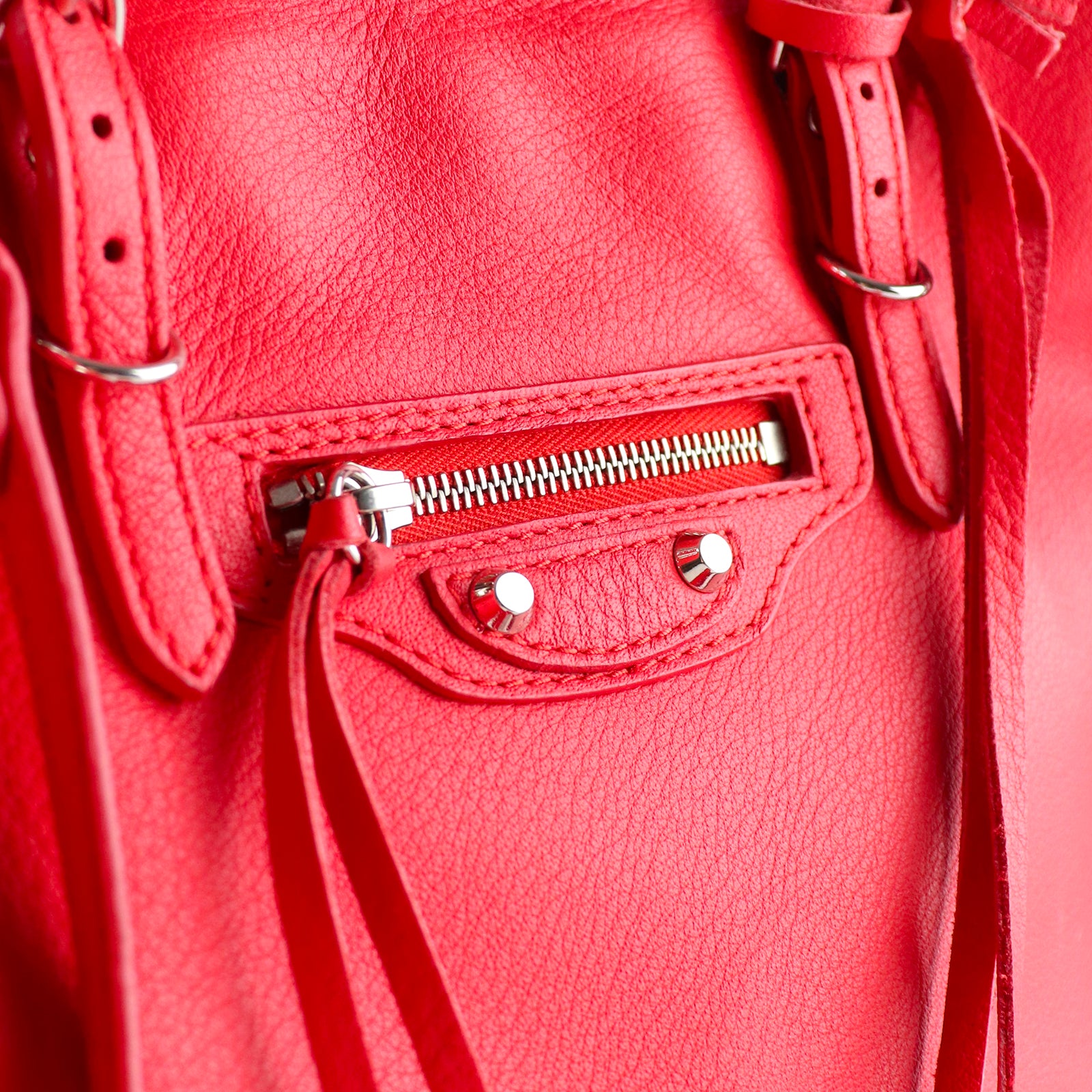 BALENCIAGA - Sac cabas avec bandoulière Papier A4 en cuir rouge