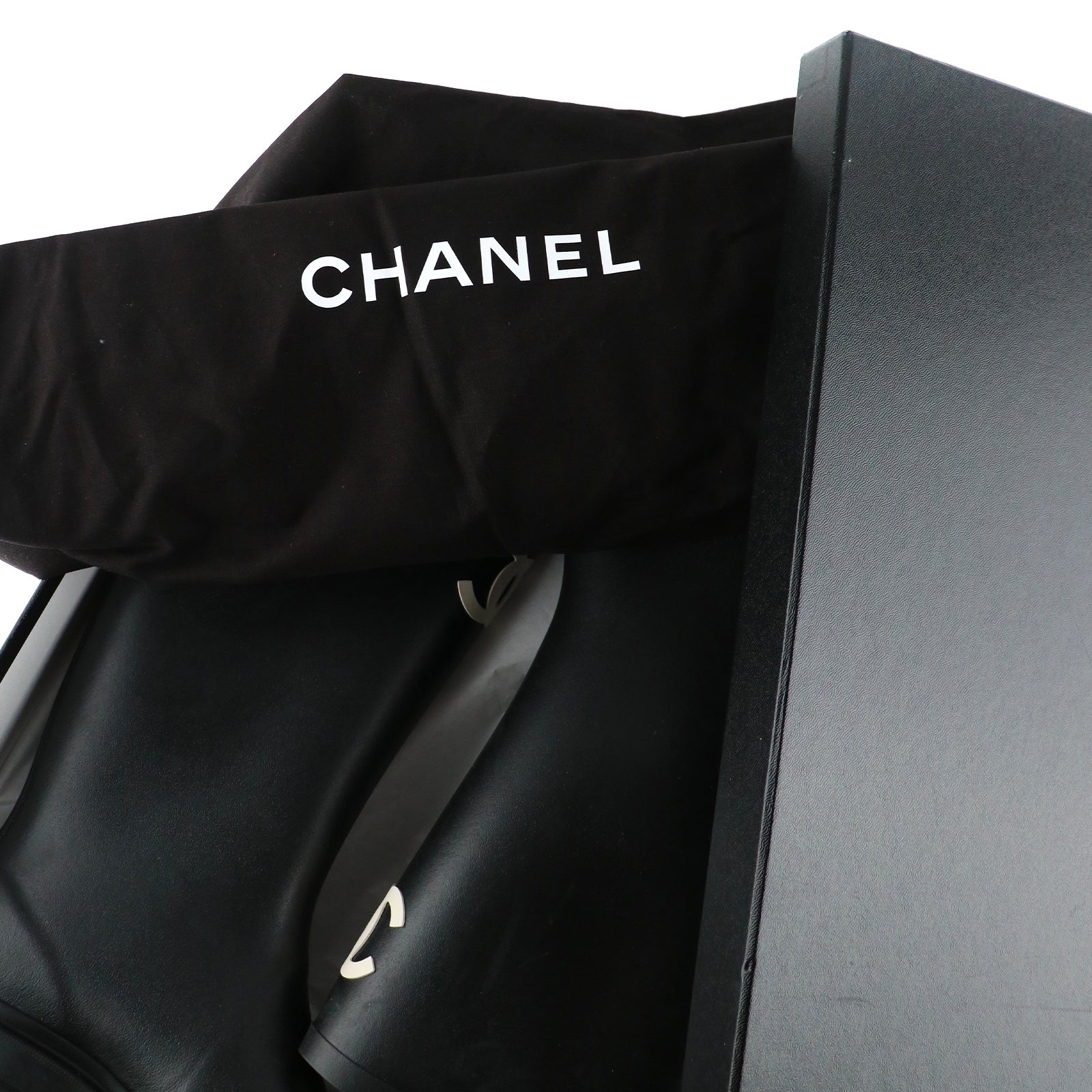 CHANEL - Rubber rain boots (T39)