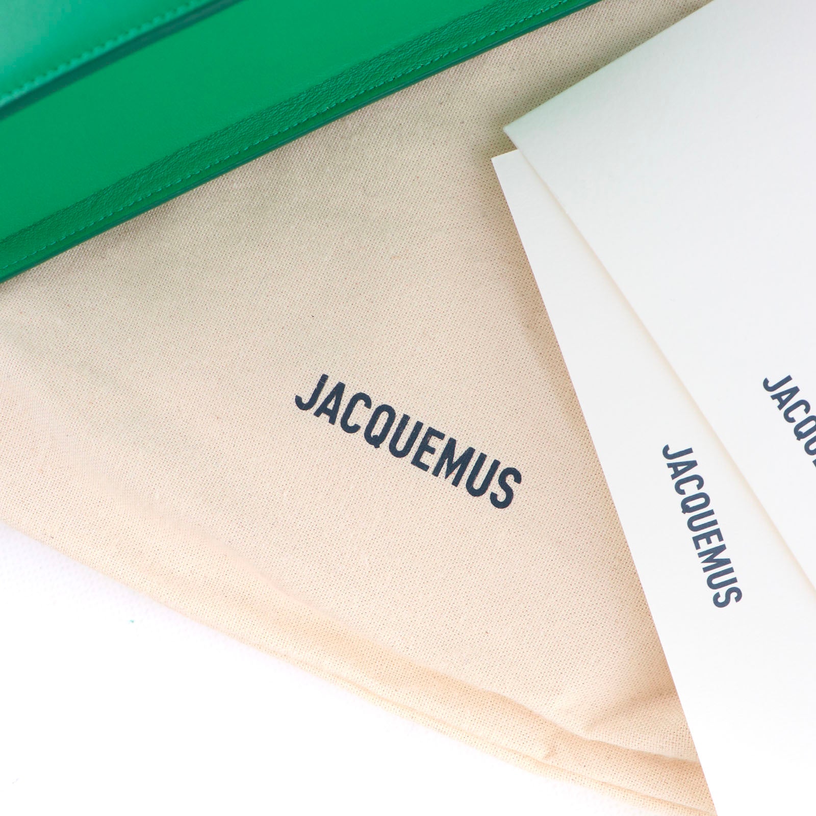 JACQUEMUS - Sac à bandoulière Le Grand Bambino en cuir vert