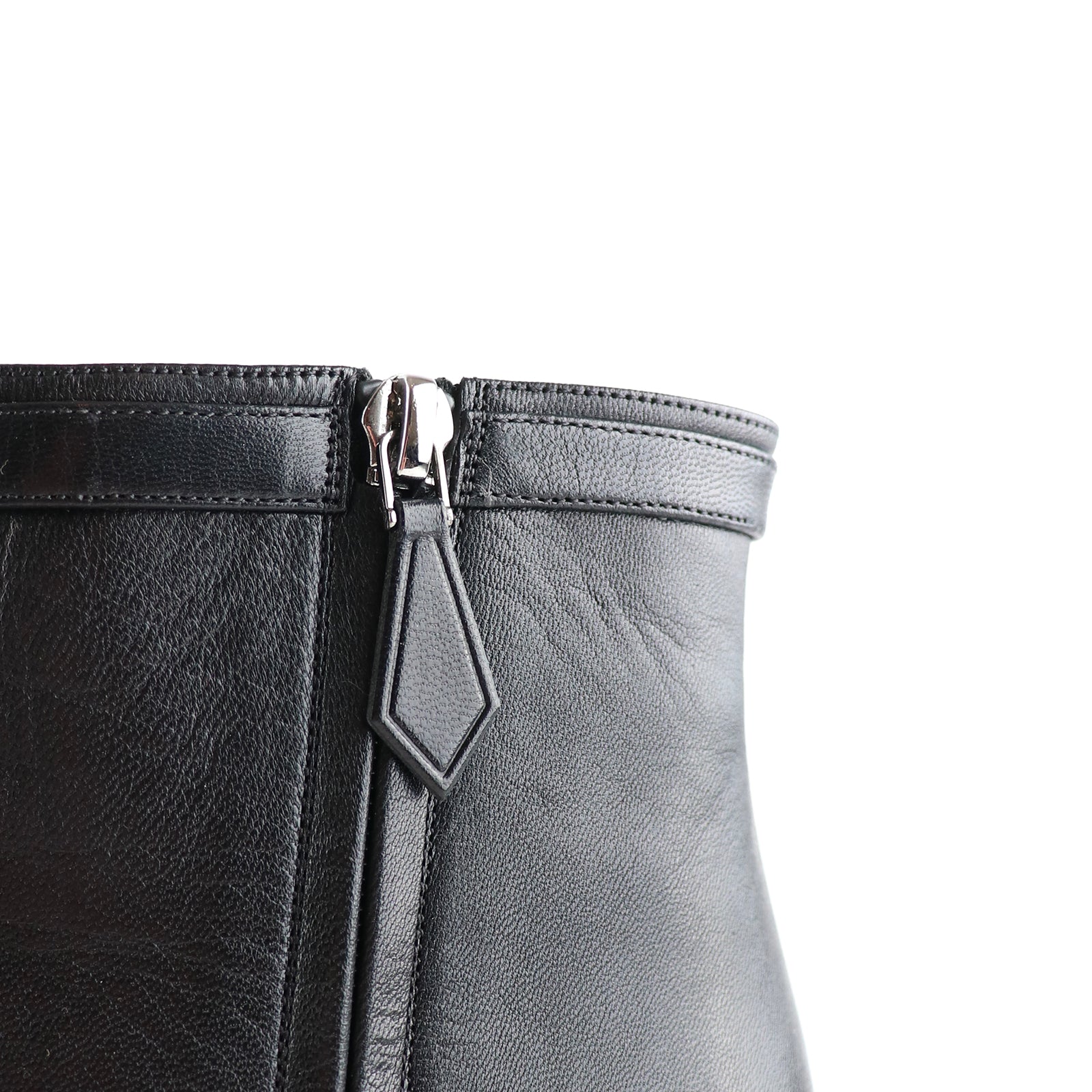 HERMÈS - Bottines Behapi à talon en cuir noir (T38)