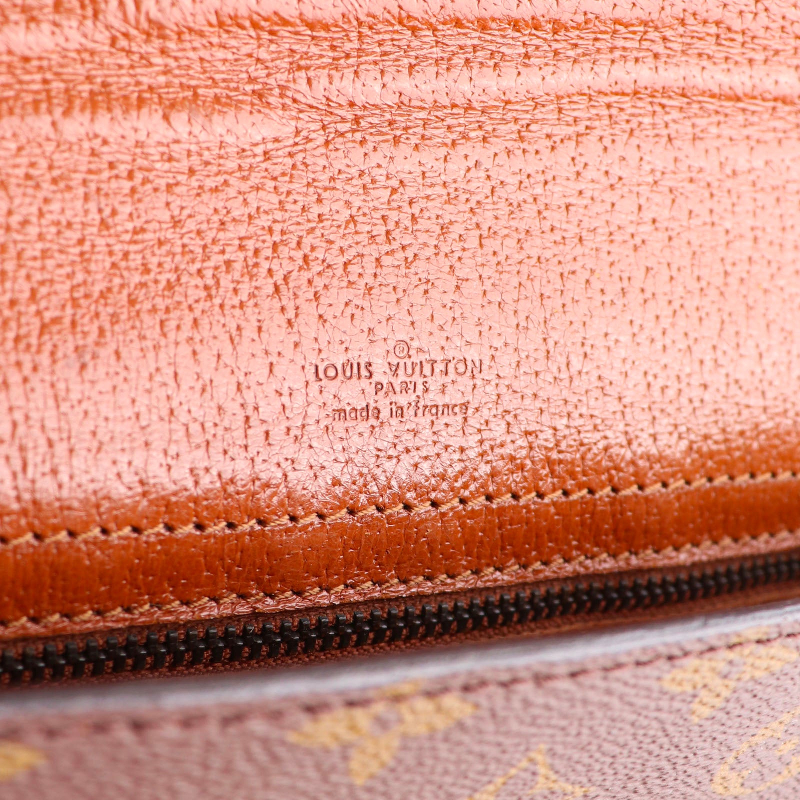 LOUIS VUITTON - Sac à bandoulière Chantilly vintage