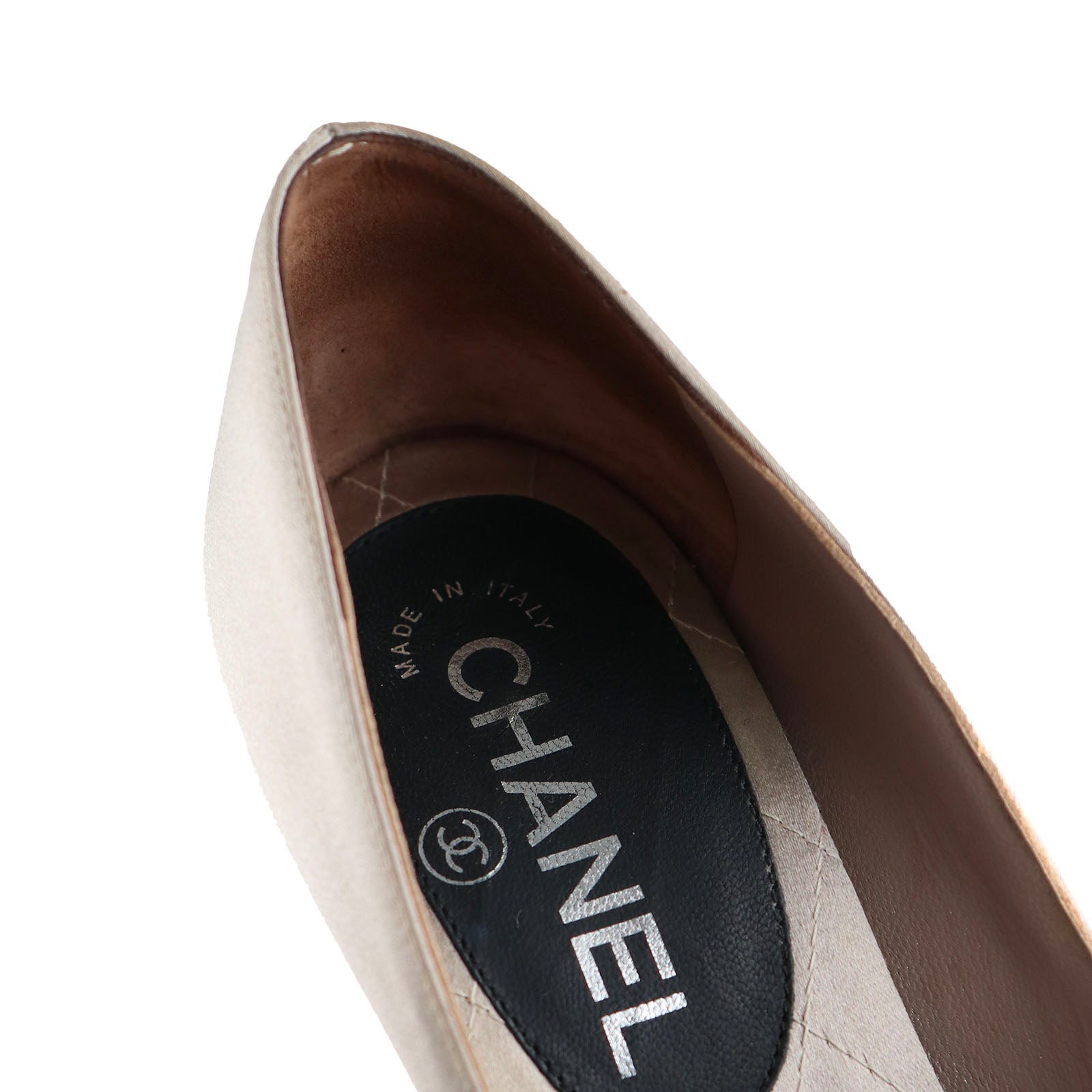 CHANEL - Escarpins à perles (T38)
