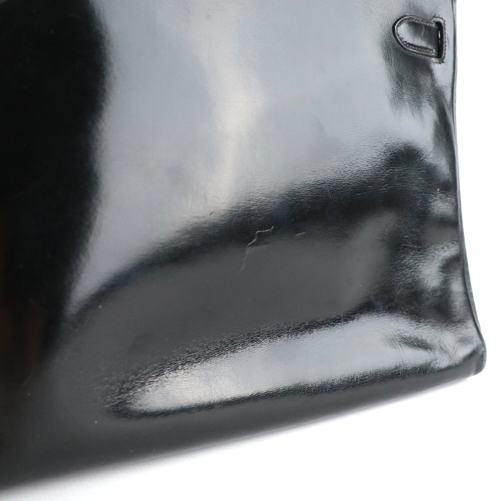 HERMÈS - Sac à main Kelly 32 en cuir box noir vintage