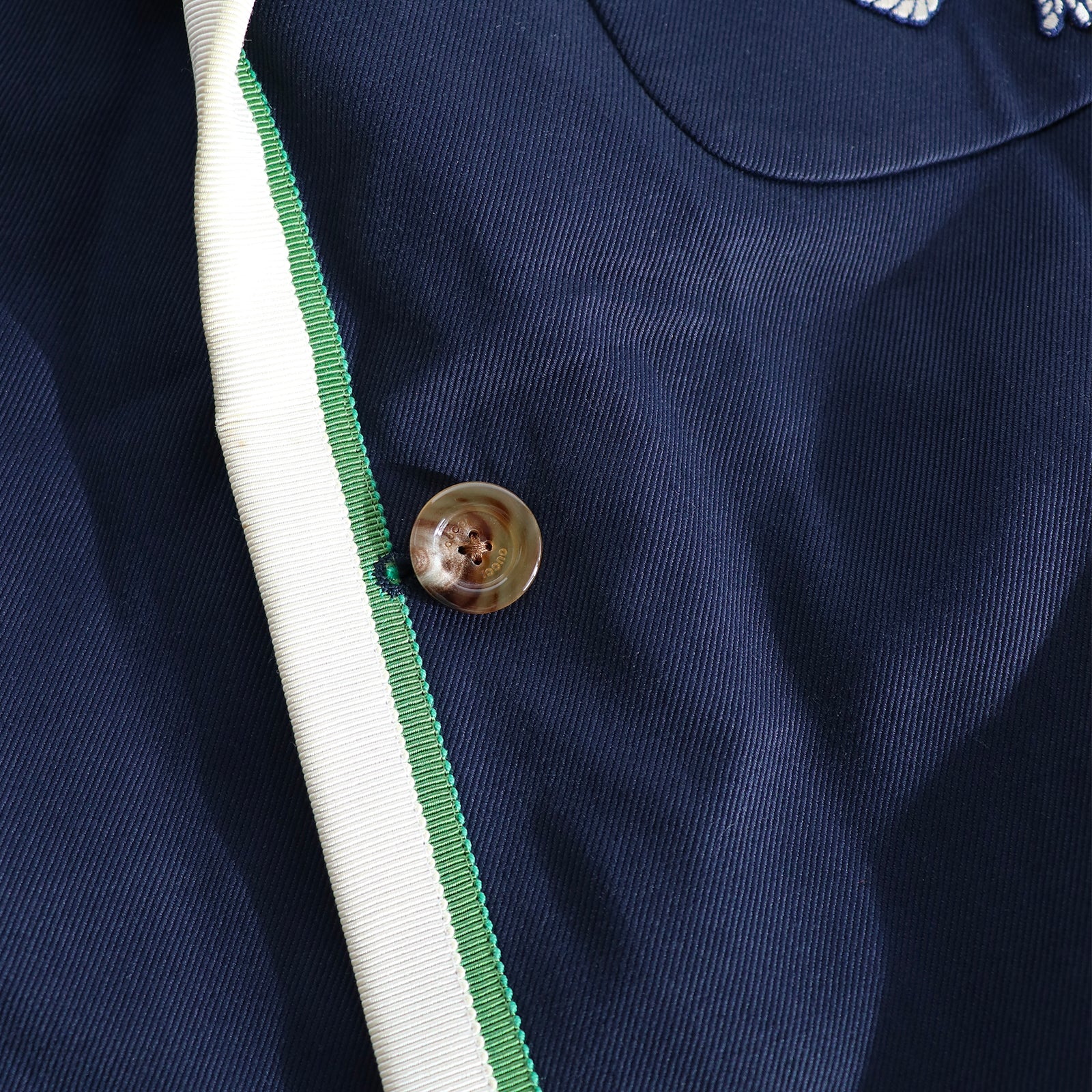 GUCCI - Veste de costume bleu marine avec écusson (T50)