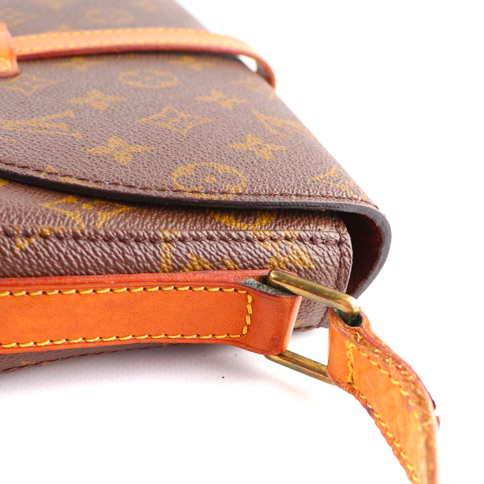 LOUIS VUITTON - Sac à bandoulière Chantilly vintage