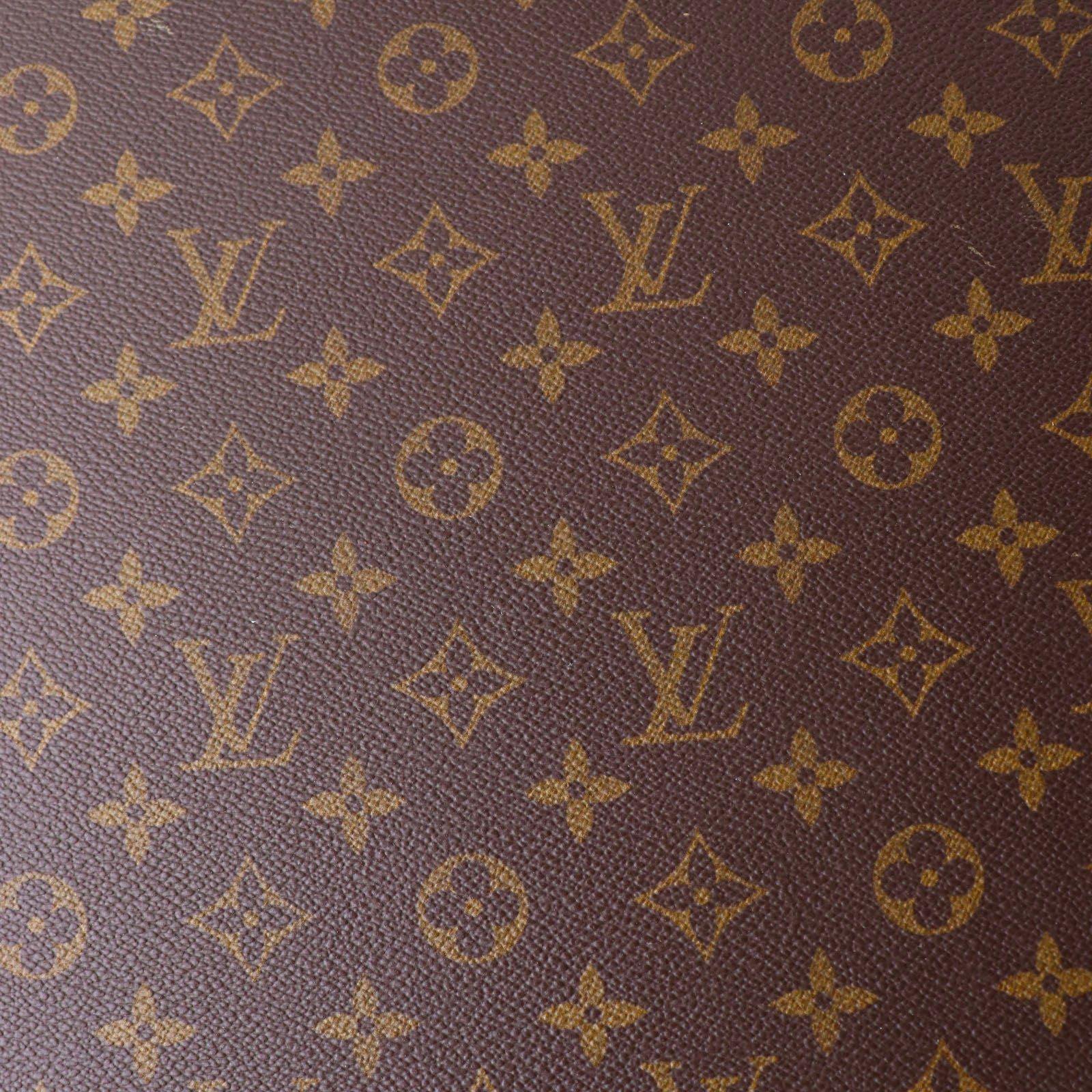 LOUIS VUITTON - Sac de voyage Boîte à chapeaux 40