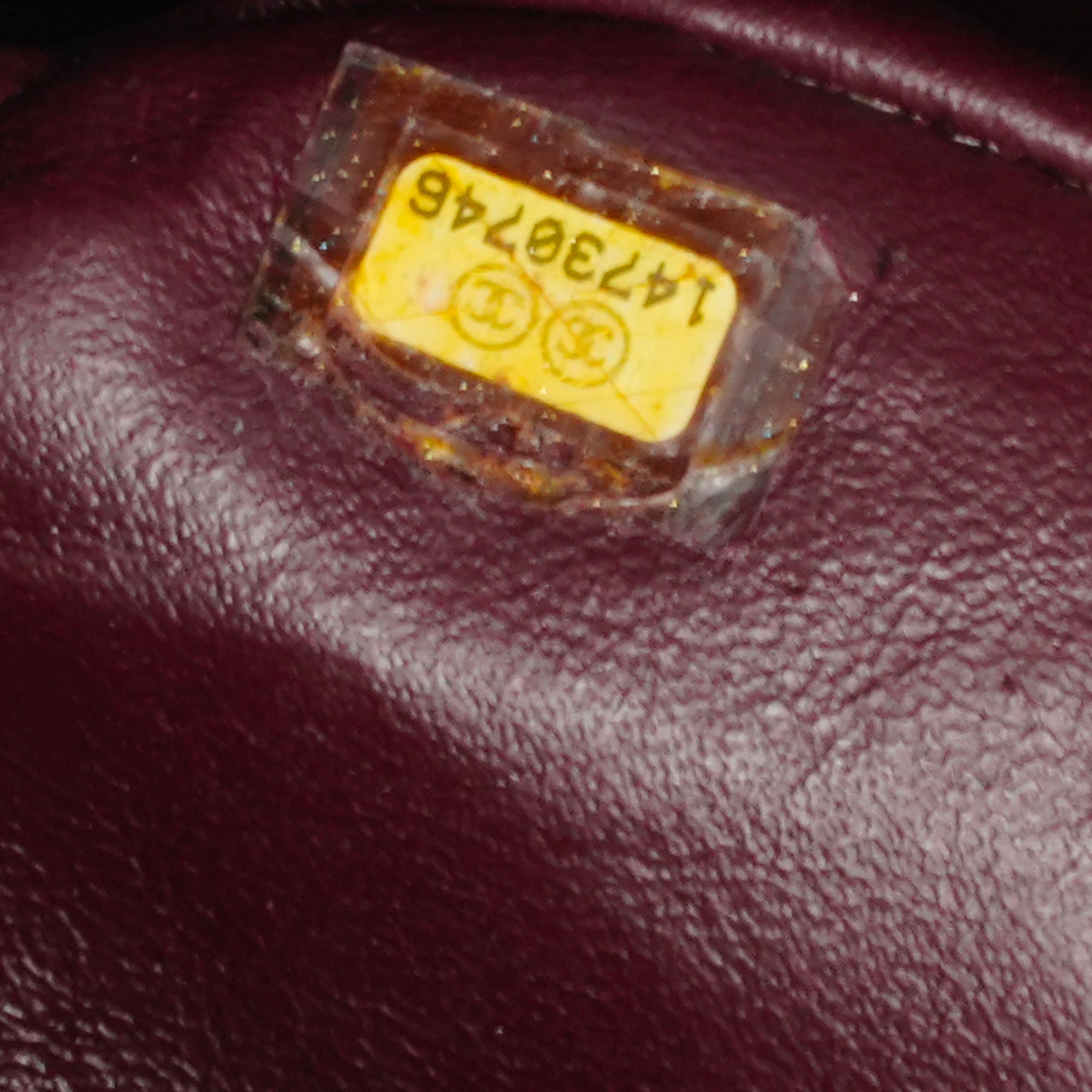 CHANEL - Sac à bandoulière Classique/Timeless Maxi Jumbo Chanel en cuir lisse noir