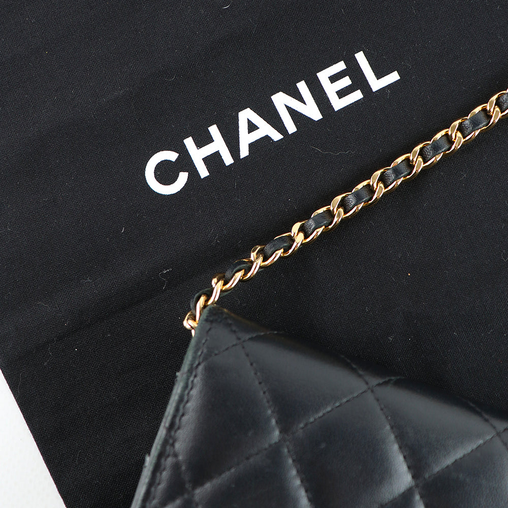 CHANEL - Sac Wallet On Chain Timeless en cuir noir