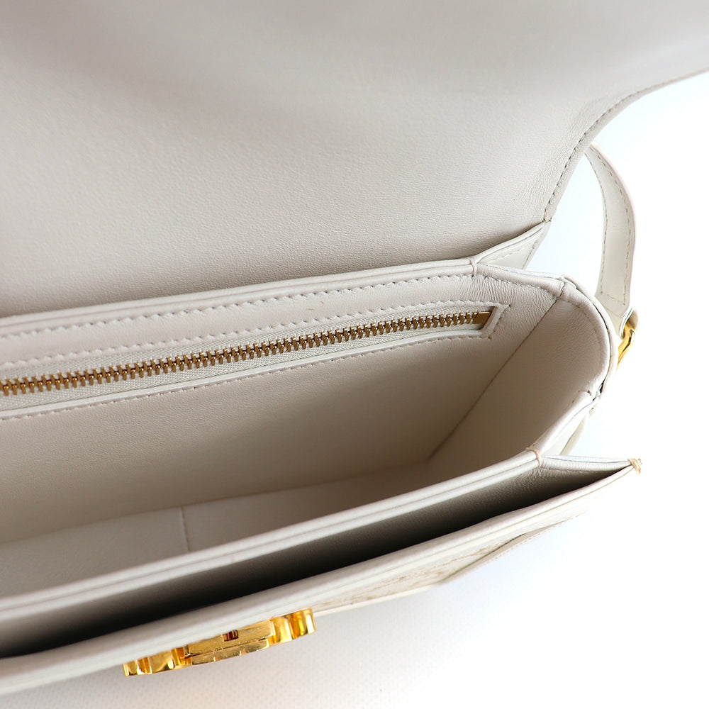 CELINE - Triomphe teen shoulder bag in white leather and monogram coated canvas
