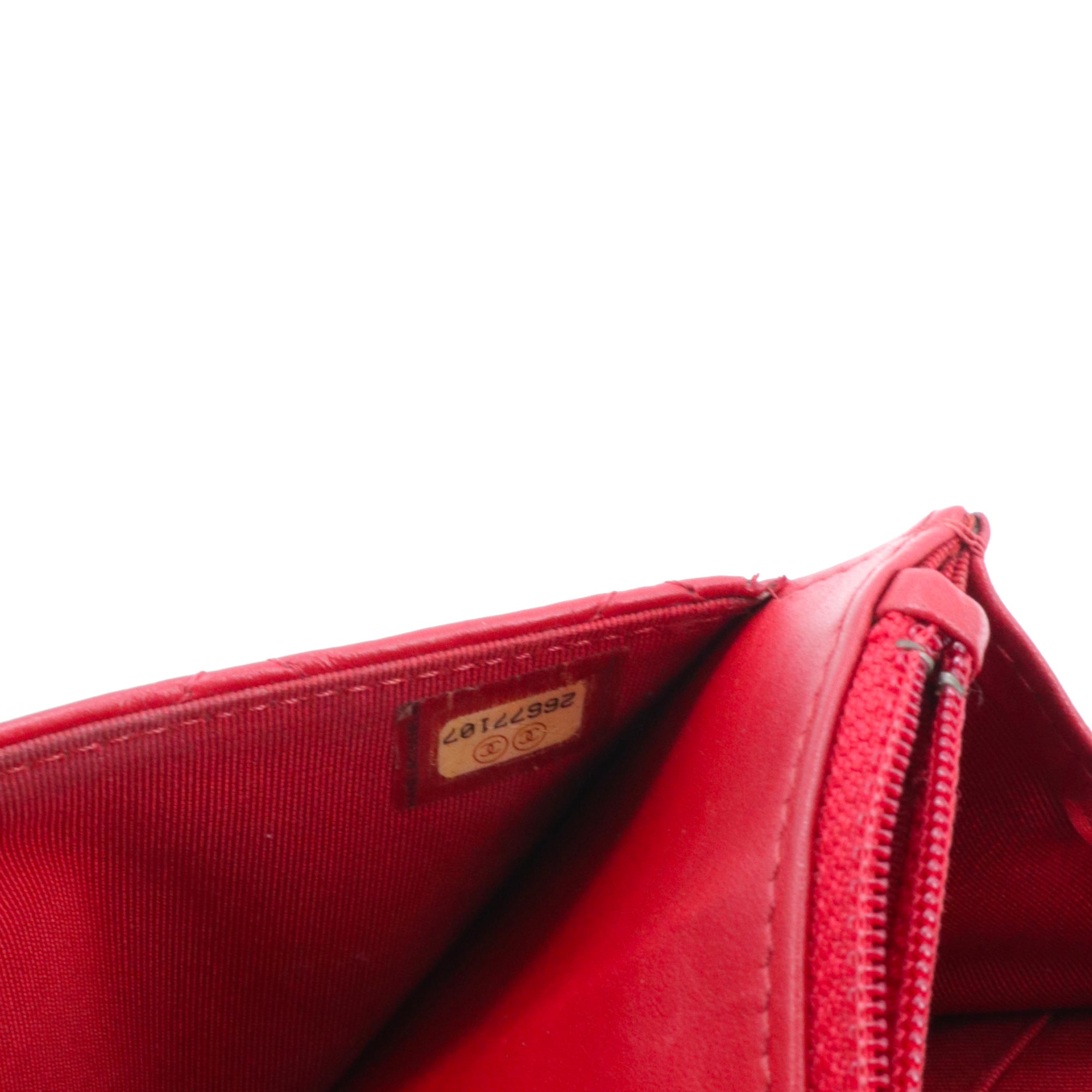 CHANEL - Wallet on chain 2.55 Chanel en cuir matelassé rouge