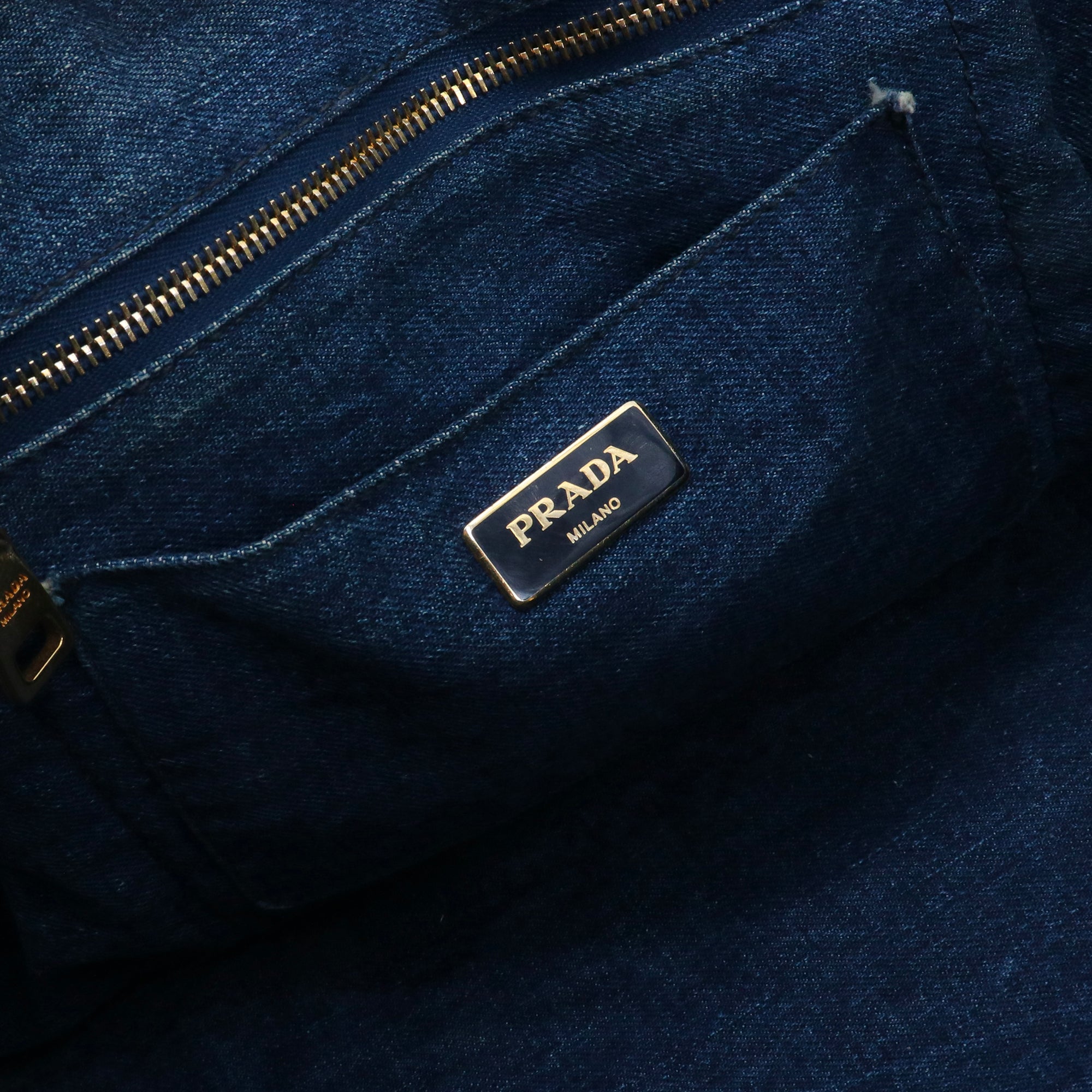 PRADA - Sac à main Canapa GM Prada en denim bleu