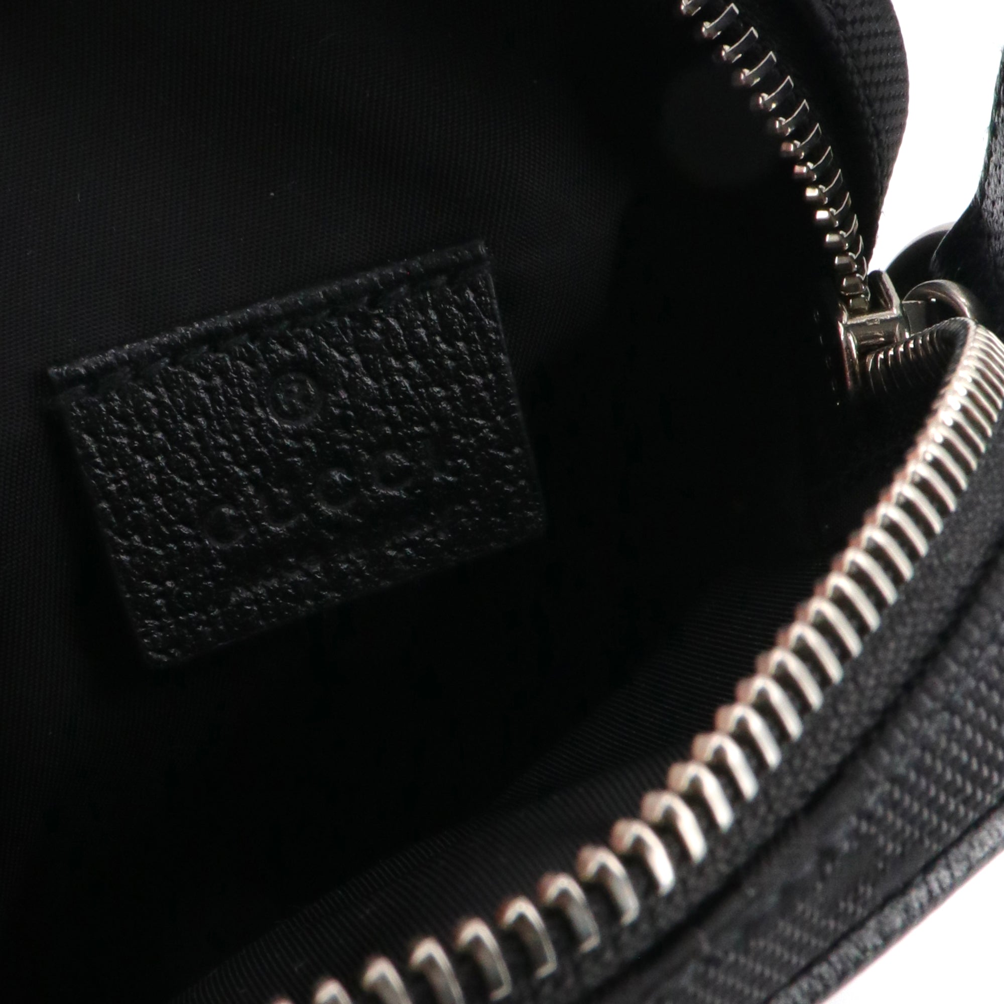 GUCCI - Sac à bandoulière Off The Grid Mini Gucci en cuir toile monogrammée noire