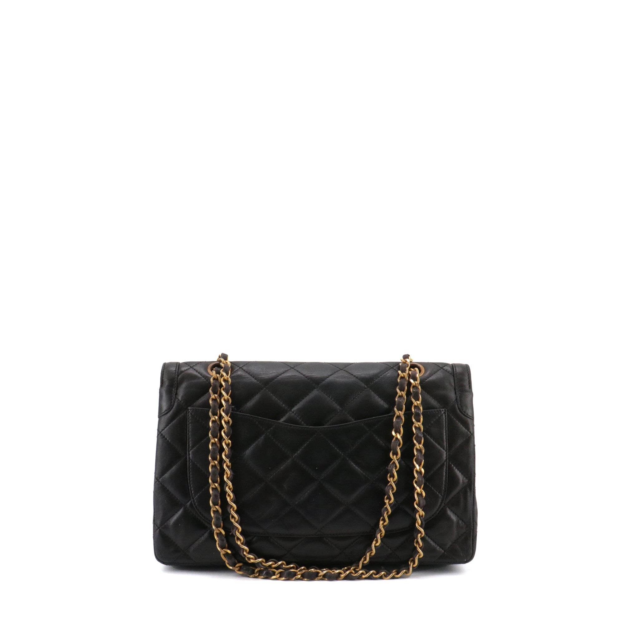 CHANEL - Sac à main Paris Double Flap Chanel en cuir matelassé noir vintage