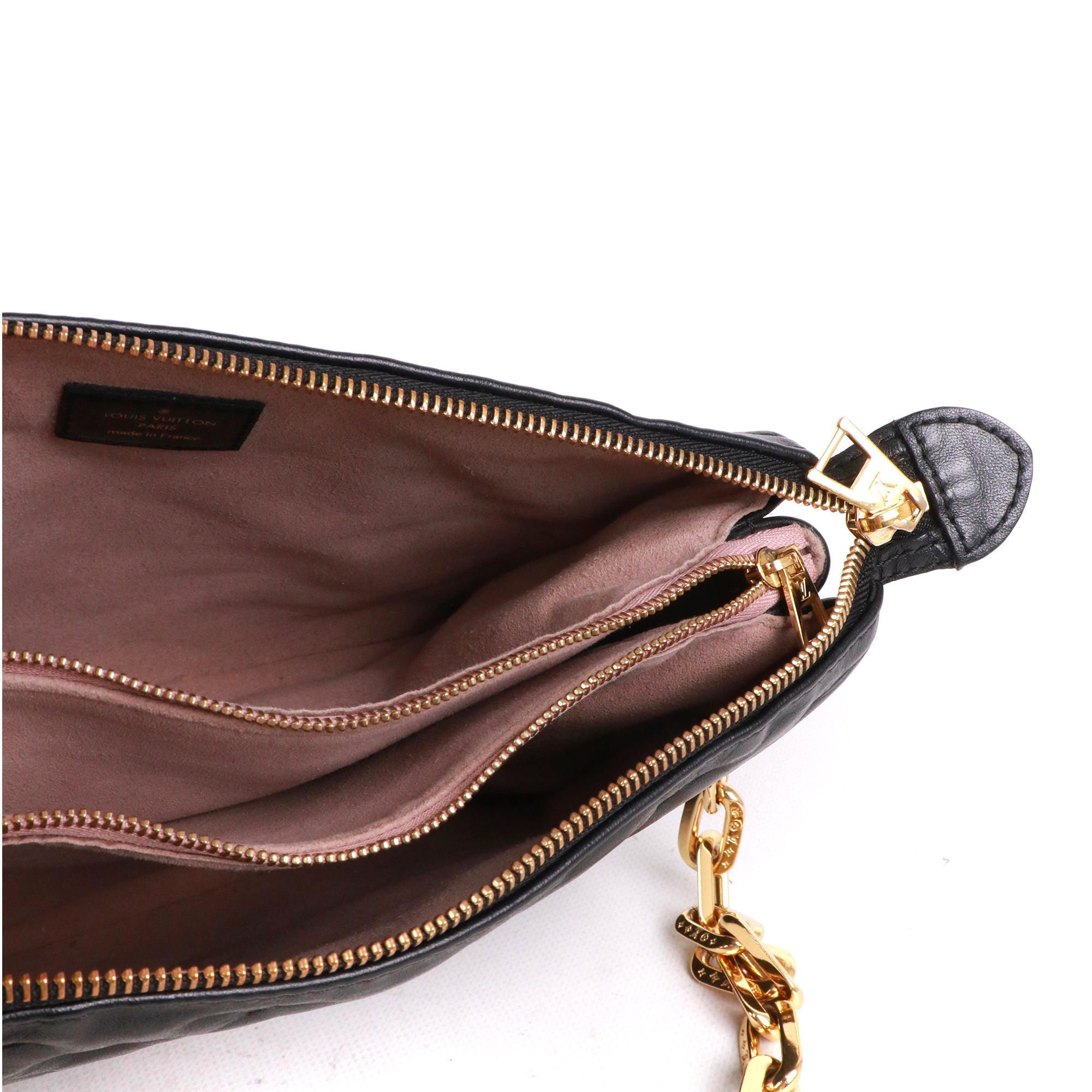 LOUIS VUITTON - Sac à bandoulière Coussin PM en cuir matelassé noir