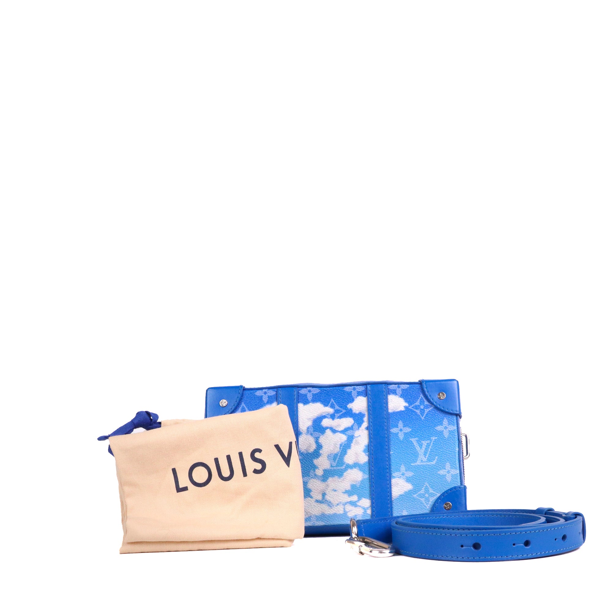 LOUIS VUITTON - Sac à bandoulière Trunk Clutch Cloud Louis Vuitton en toile monogrammée bleue édition limitée