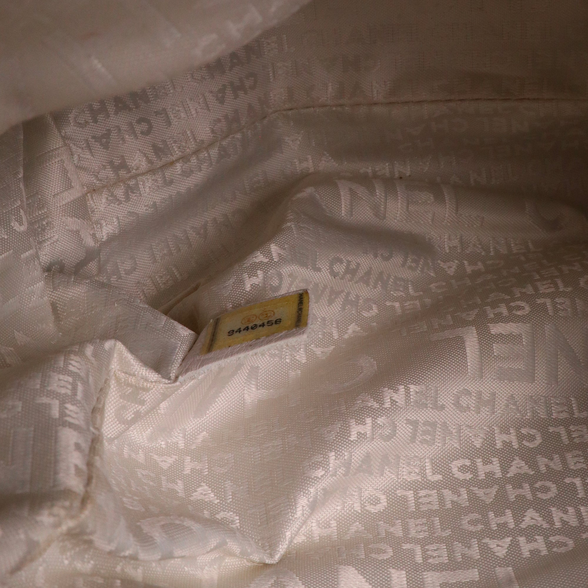 CHANEL - Sac à épaule Grand Shopping Chanel en cuir marron