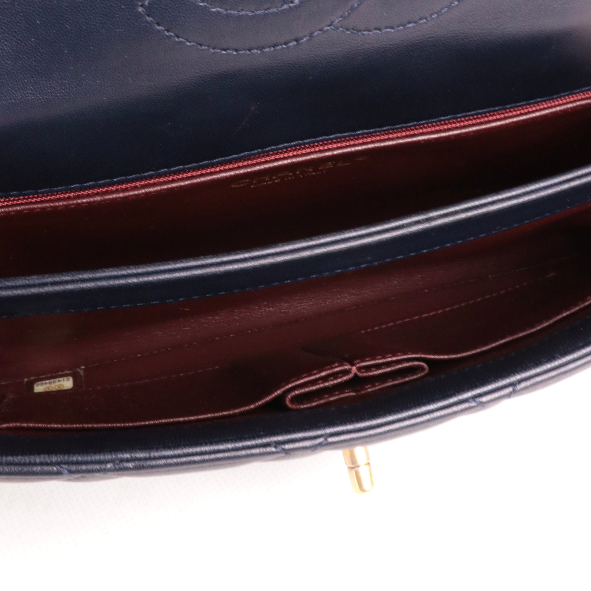 CHANEL - Trendy CC small handbag in navy blue leather