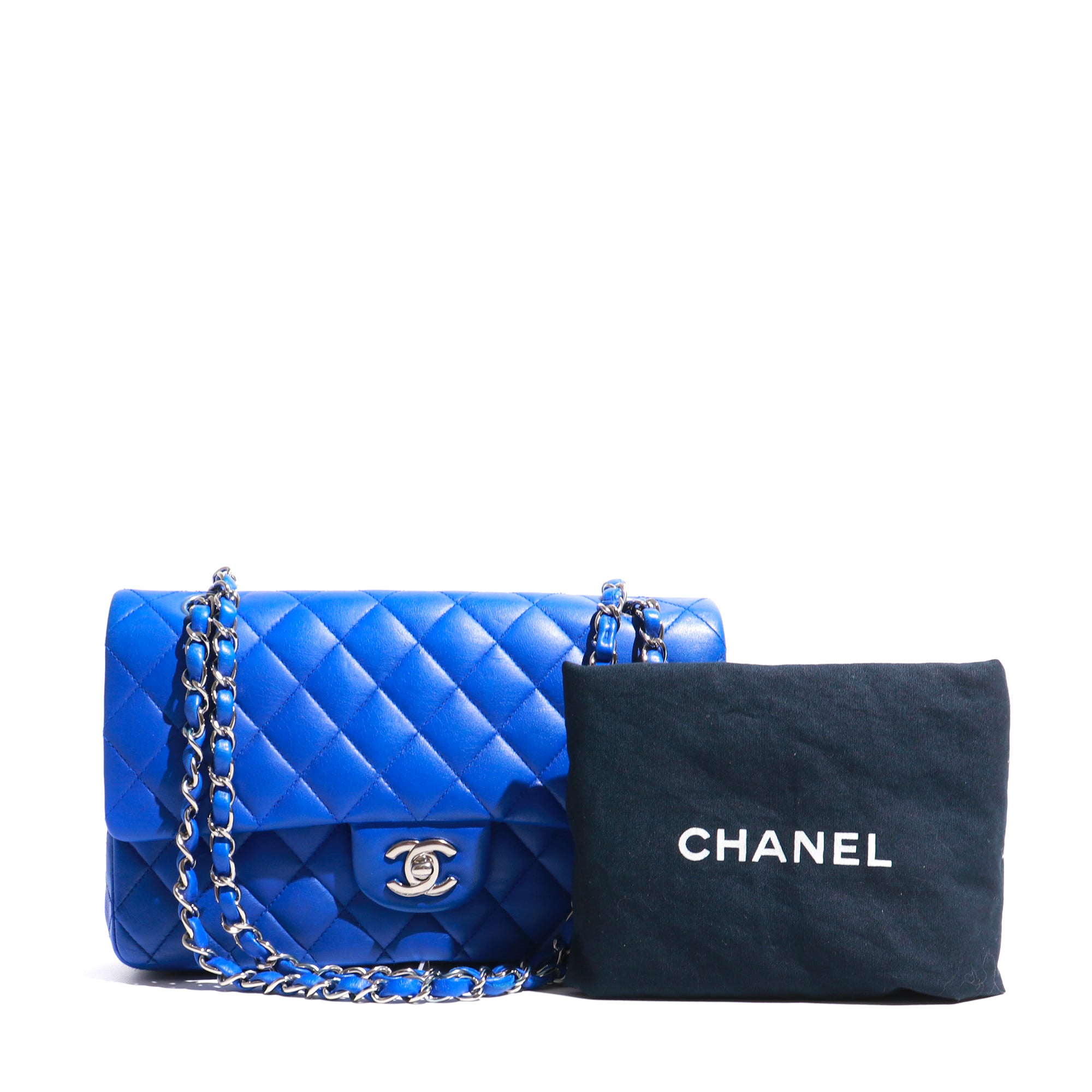 CHANEL - Sac à main Timeless 25 double flap en cuir matelassé bleu électrique