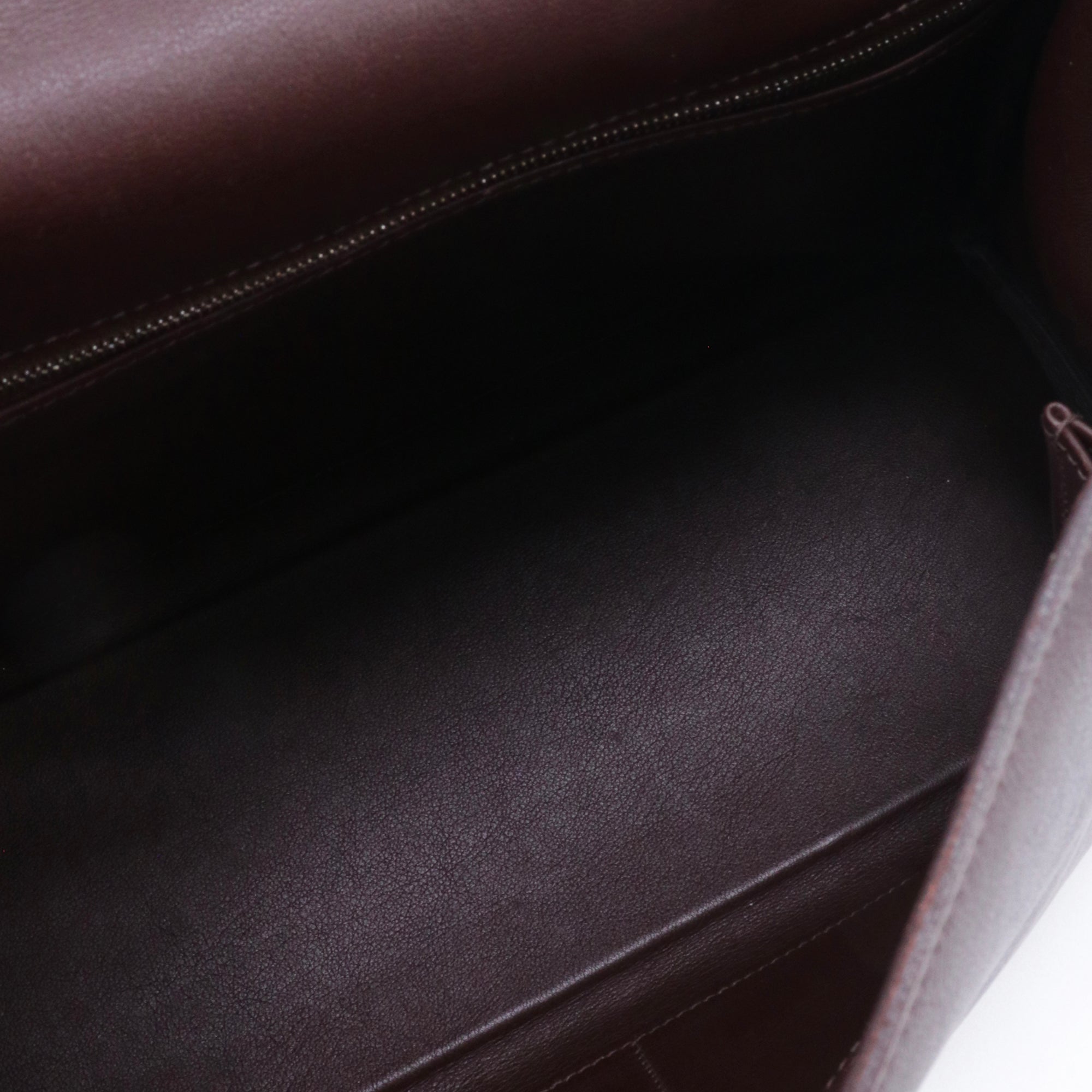 HERMÈS - Sac à main Kelly 32 Hermès en cuir evergrain cacao