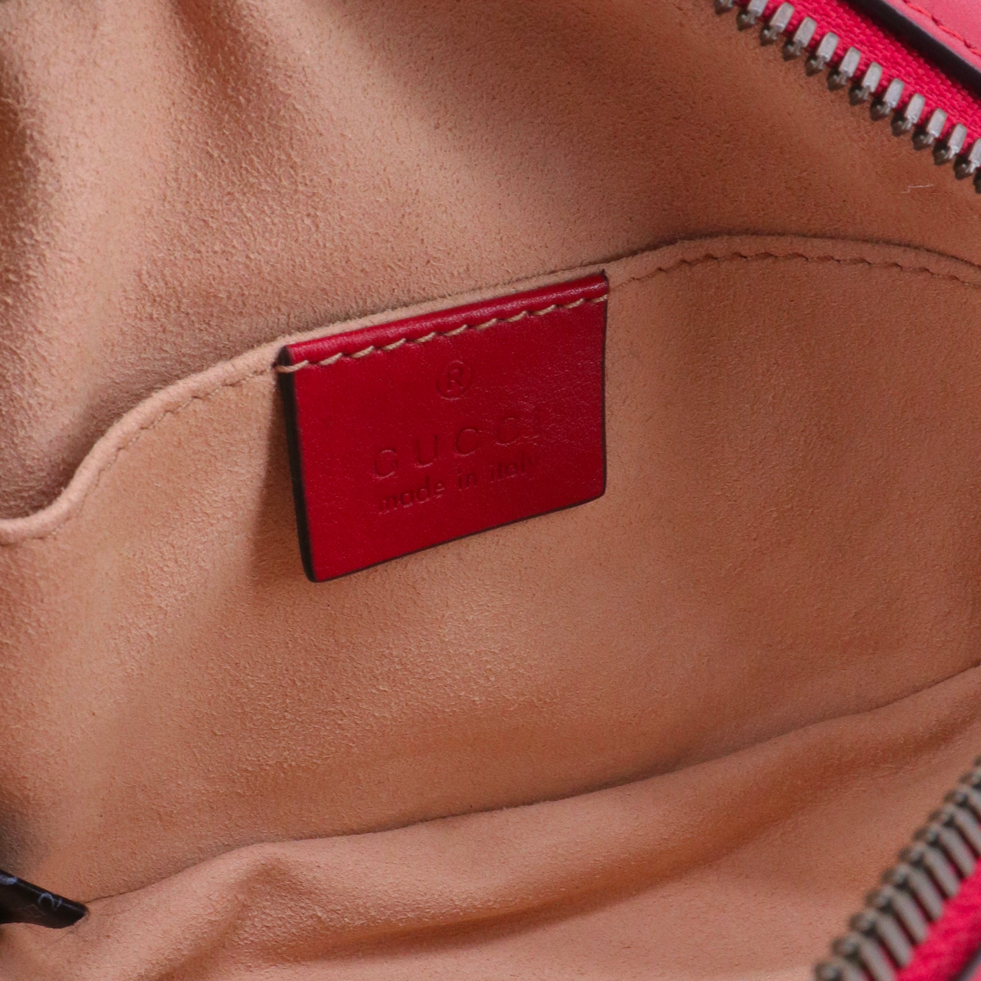 GUCCI - Sac banane GG Marmont Gucci en cuir chevron rouge