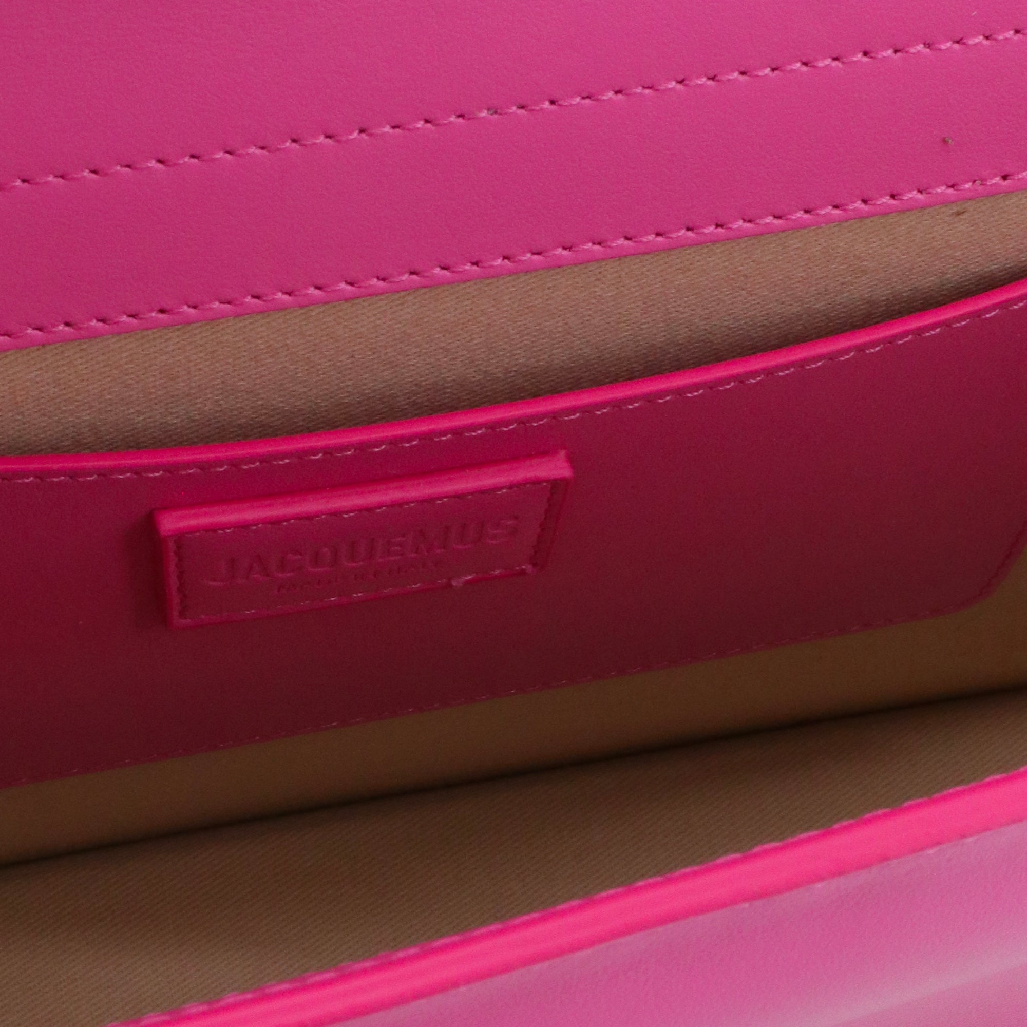 JACQUEMUS - Sac à bandoulière Le Bambinou Jacquemus en cuir rose
