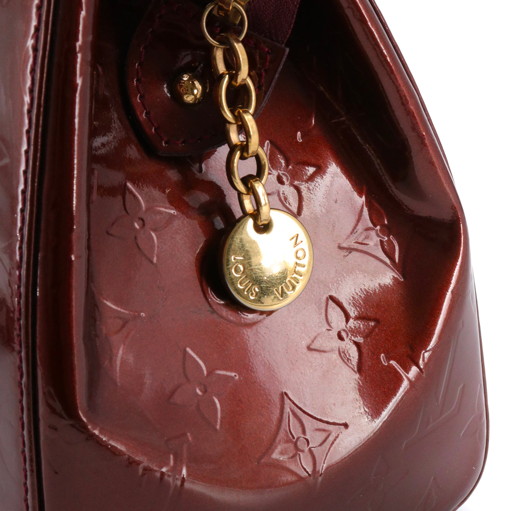 LOUIS VUITTON - Sac à main Brea Louis Vuitton en cuir verni bordeaux vintage