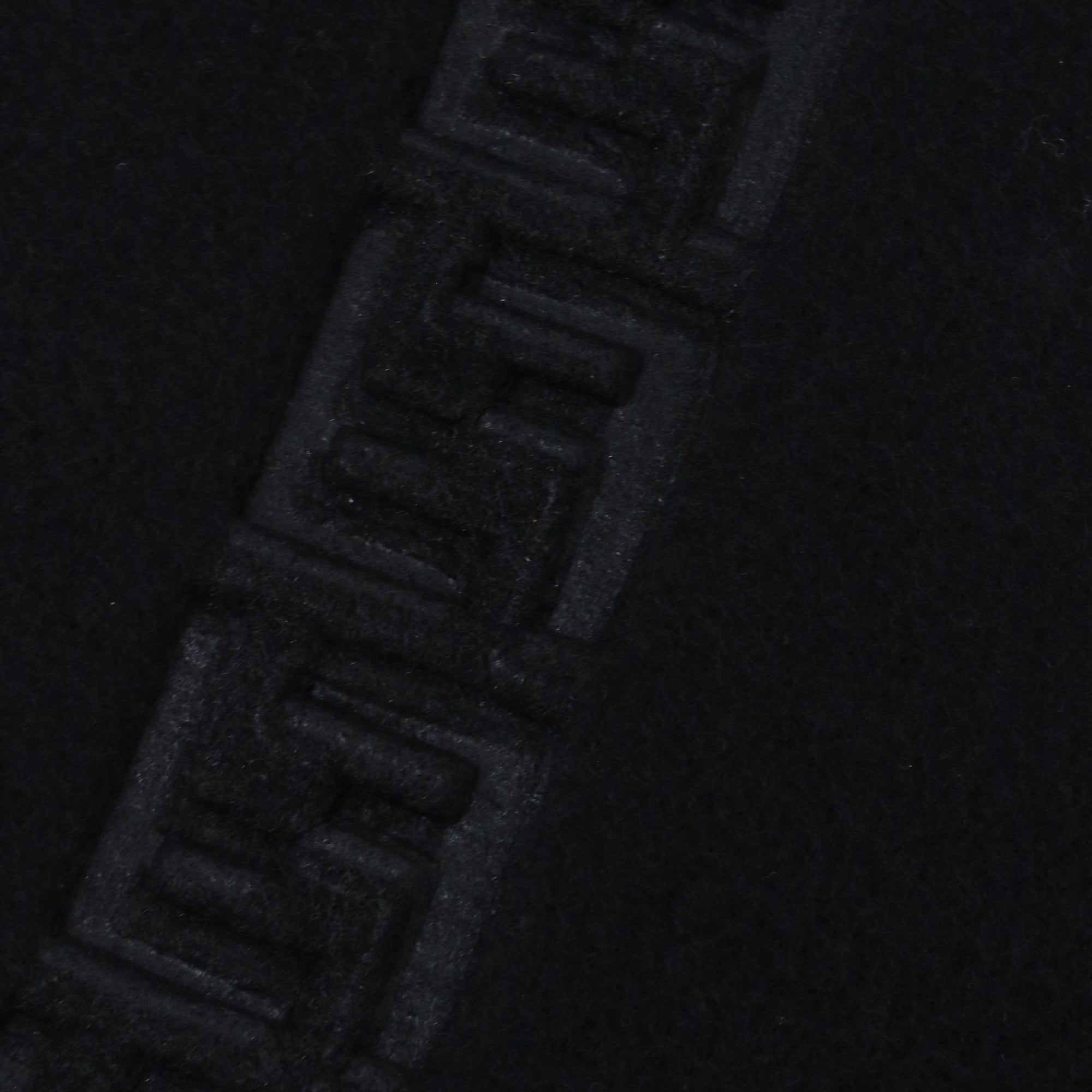 FENDI - Écharpe Fendi en cachemire noir