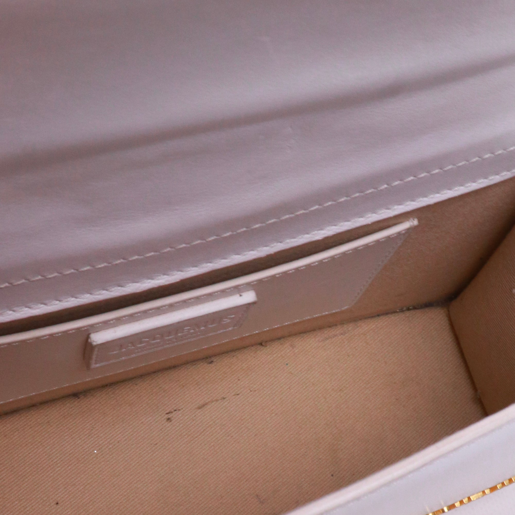 JACQUEMUS - Sac à bandoulière Le Grand Bambino Jacquemus en cuir blanc